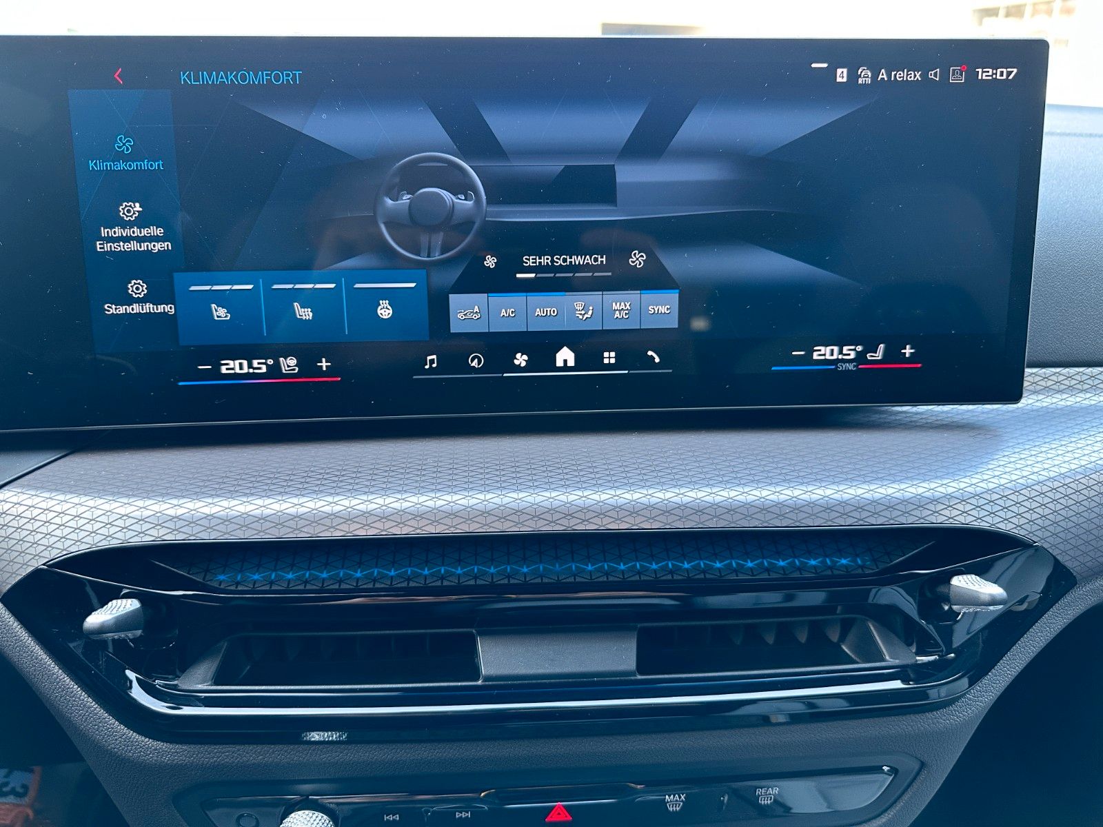 Fahrzeugabbildung BMW M3 Limousine xDrive Competition M ACC,HUD,HARMAN