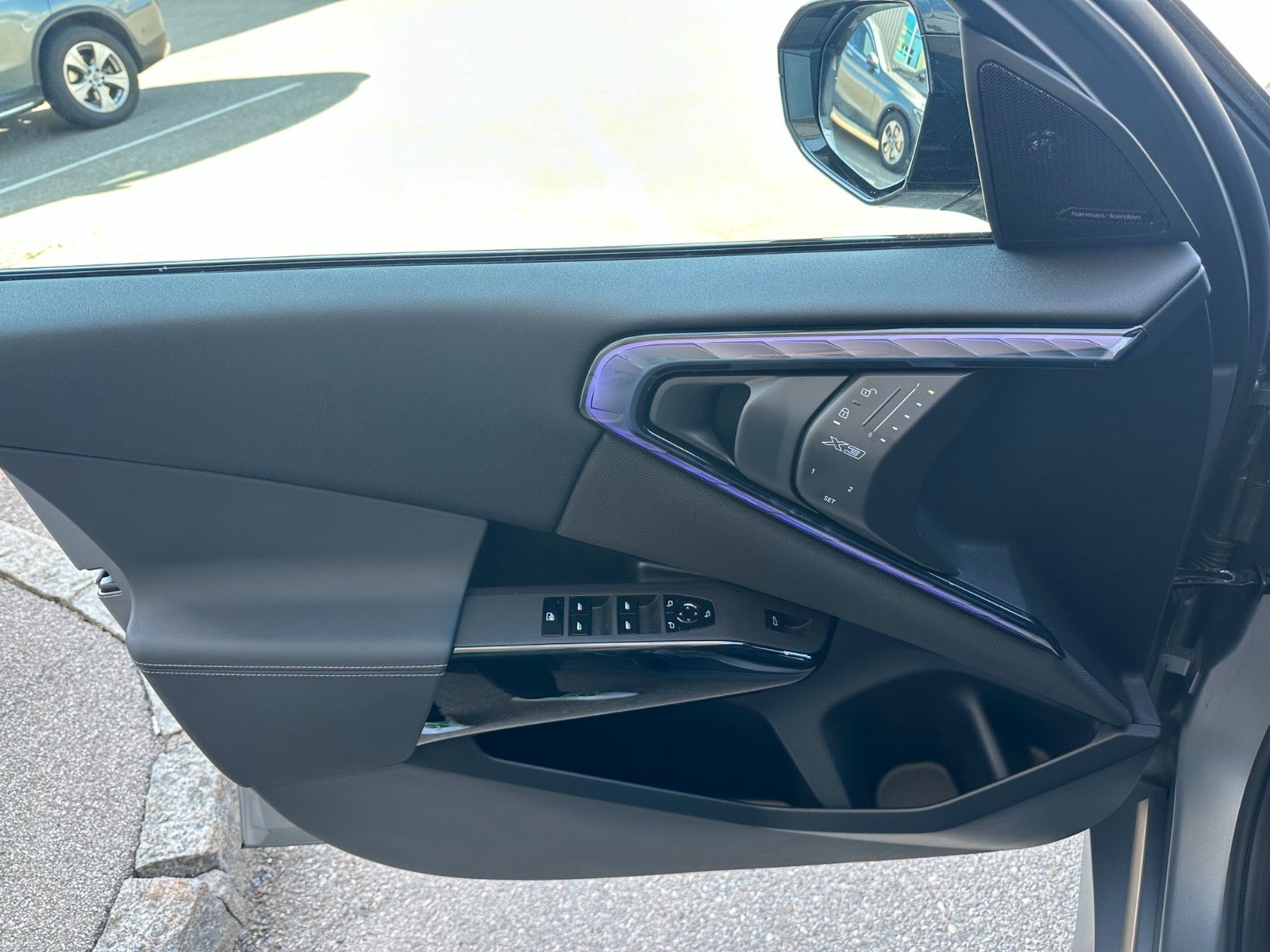 Fahrzeugabbildung BMW X3 M50 xDrive ACC,HUD,PANO,HARMAN,AHK,21",VOLL