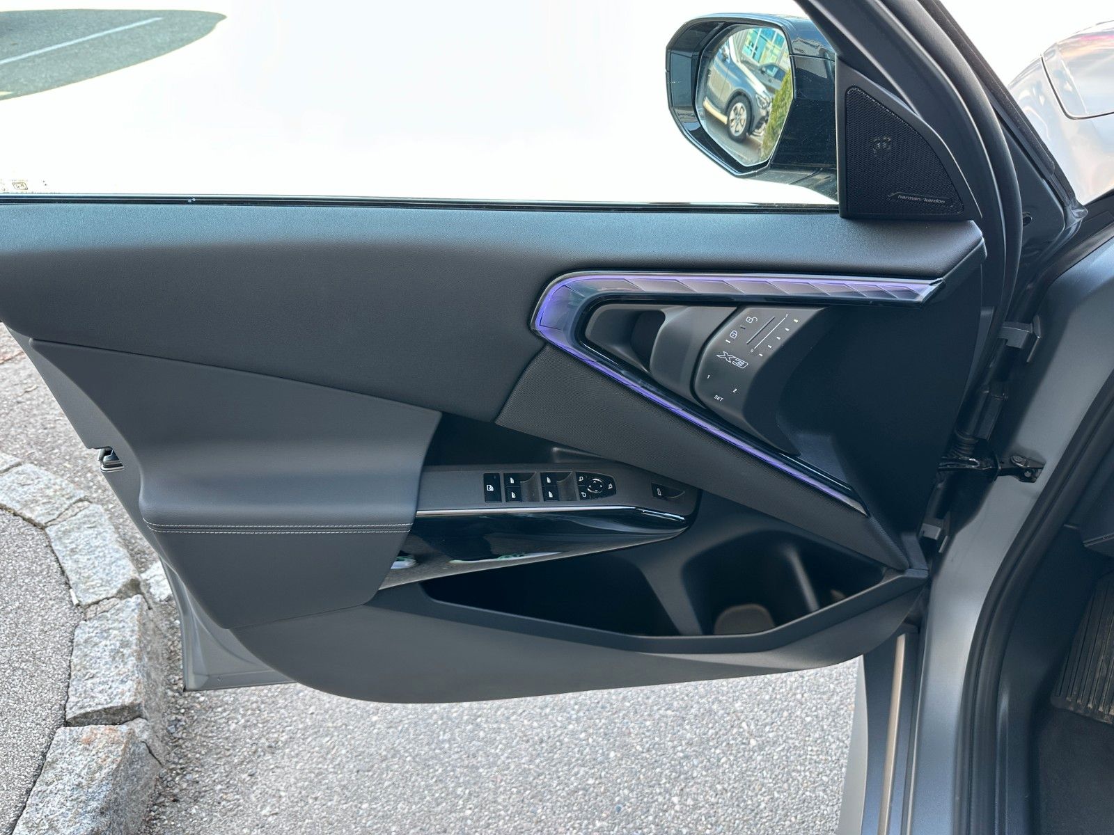 Fahrzeugabbildung BMW X3 M50 xDrive ACC,HUD,PANO,HARMAN,AHK,21",VOLL