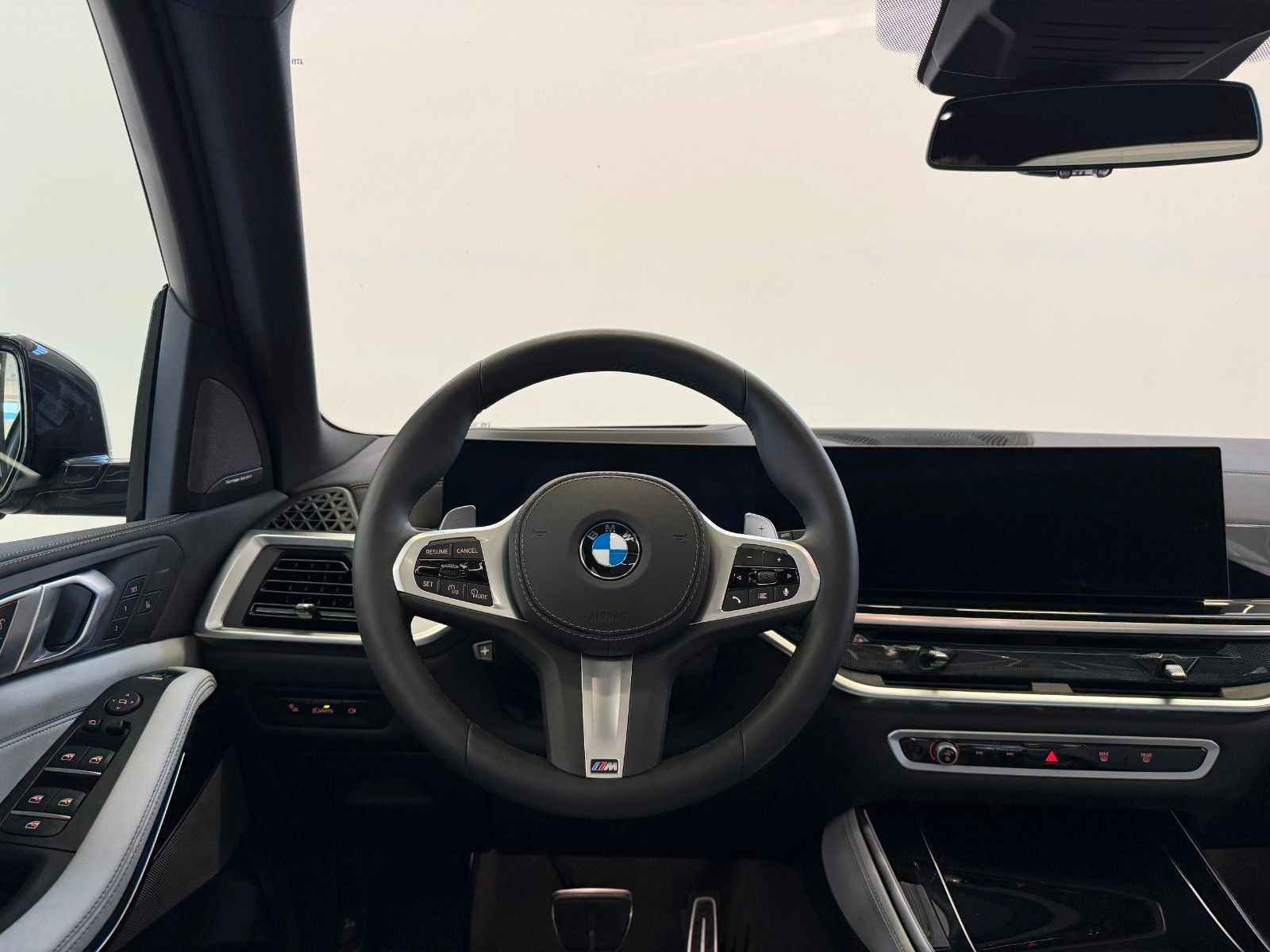 Fahrzeugabbildung BMW X5 30 d xDrive M Sport Pro ACC,HUD,PANO,H&K,LUFT