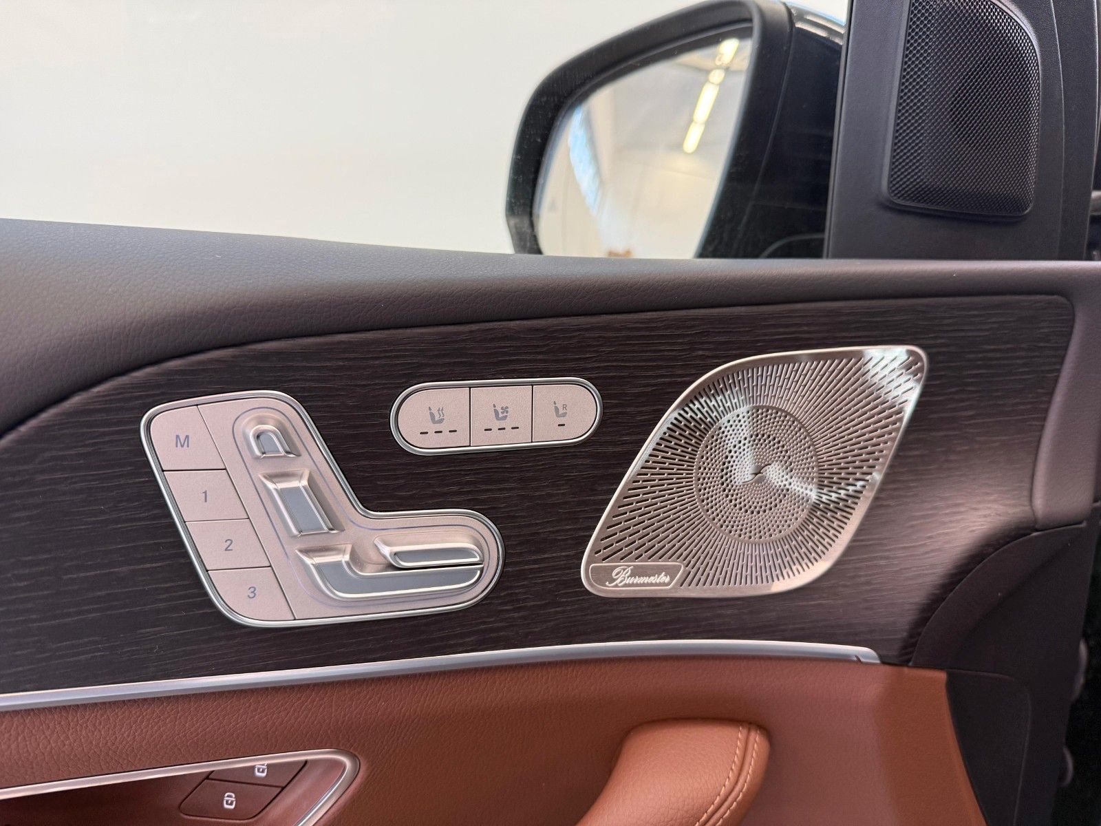 Fahrzeugabbildung Mercedes-Benz GLS 450 d 4Matic AMG PANO,MANUFAKTUR,LUFT,23"