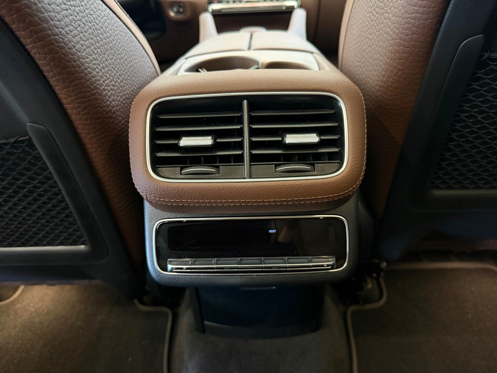 Fahrzeugabbildung Mercedes-Benz GLS 450 d 4Matic AMG PANO,MANUFAKTUR,LUFT,23"