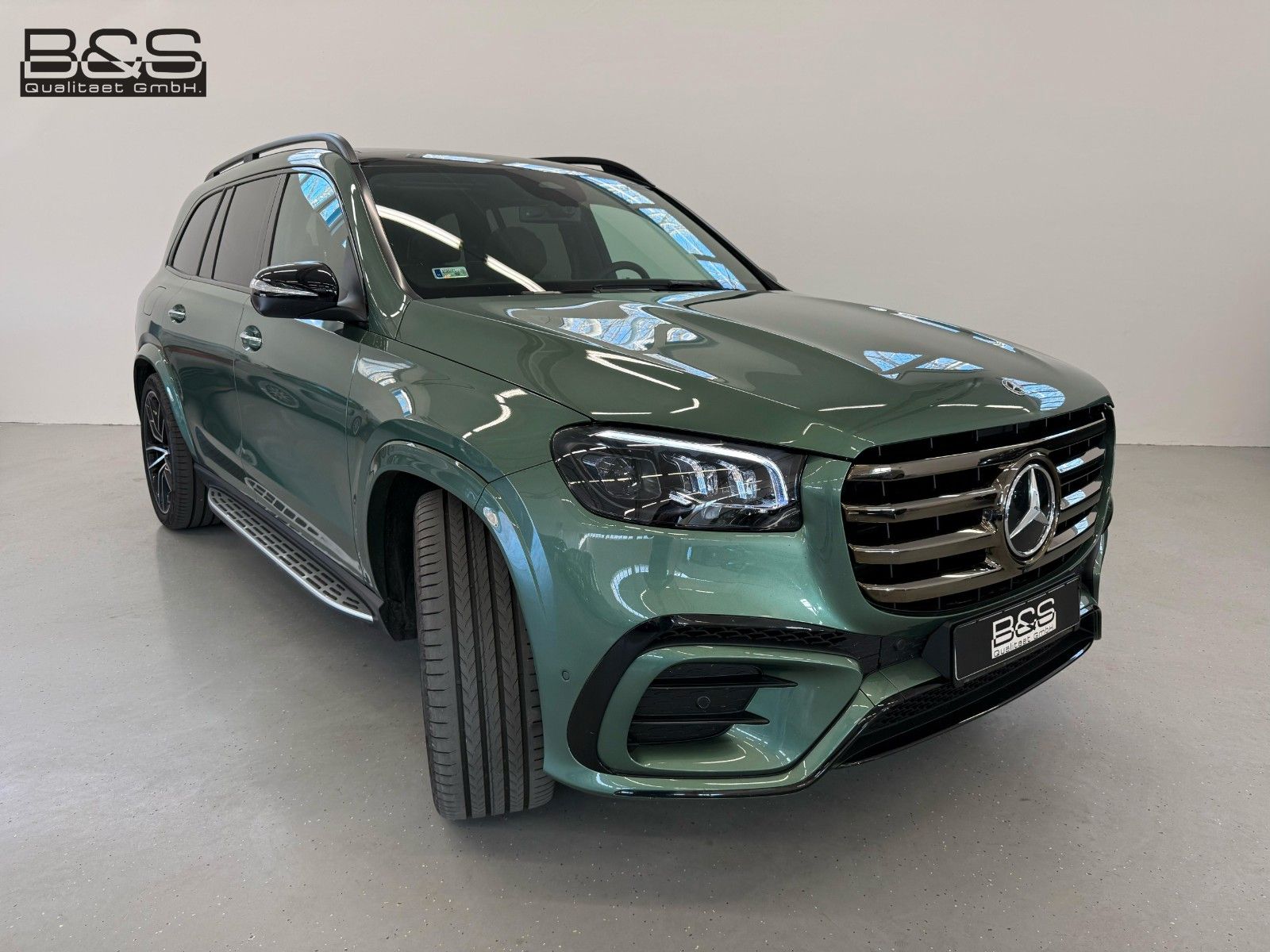 Fahrzeugabbildung Mercedes-Benz GLS 450 d 4Matic AMG PANO,MANUFAKTUR,LUFT,23"