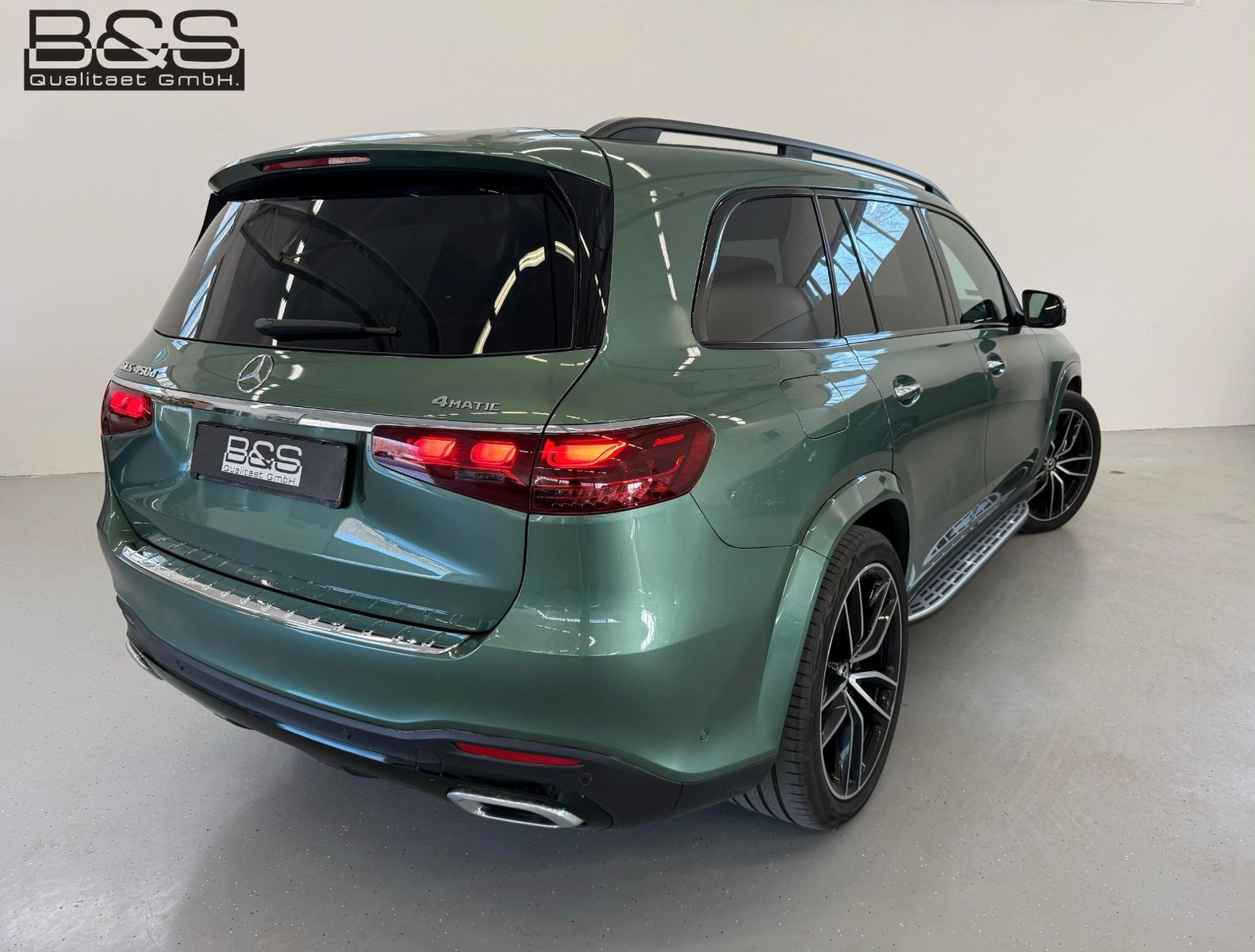 Fahrzeugabbildung Mercedes-Benz GLS 450 d 4Matic AMG PANO,MANUFAKTUR,LUFT,23"