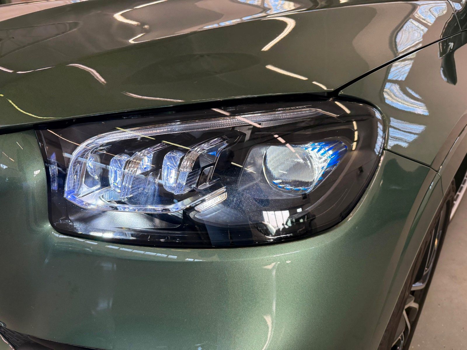 Fahrzeugabbildung Mercedes-Benz GLS 450 d 4Matic AMG PANO,MANUFAKTUR,LUFT,23"