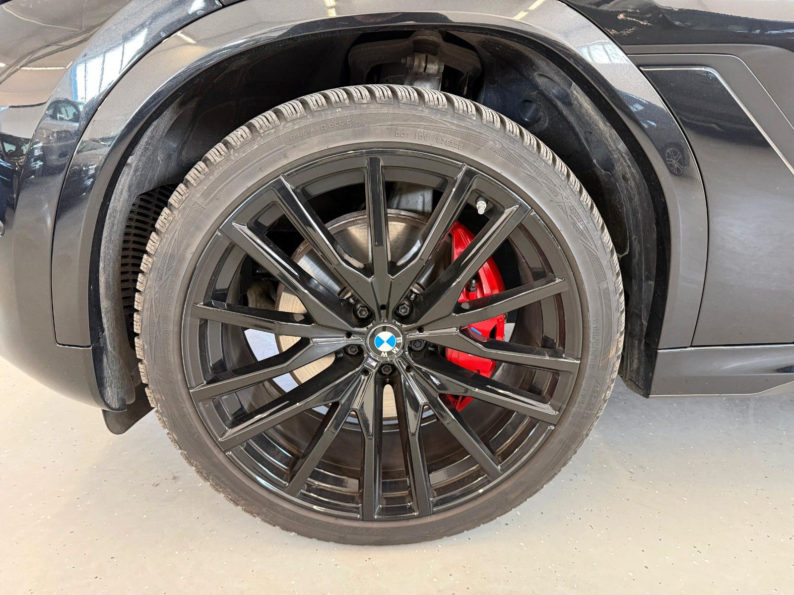 Fahrzeugabbildung BMW X6 40 d xDrive M Sport Pro ACC,H&K,HUD,PANO,LUFT