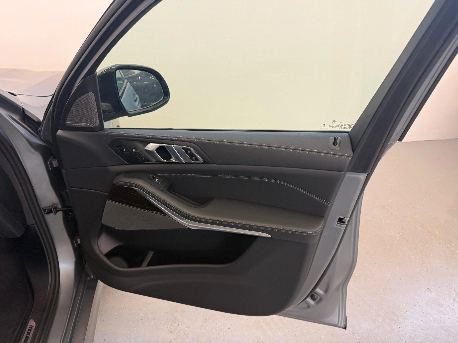 Fahrzeugabbildung BMW X7 xDrive 40 d M Sport ACC,HUD,SKYL,H&K,LUFT,AHK