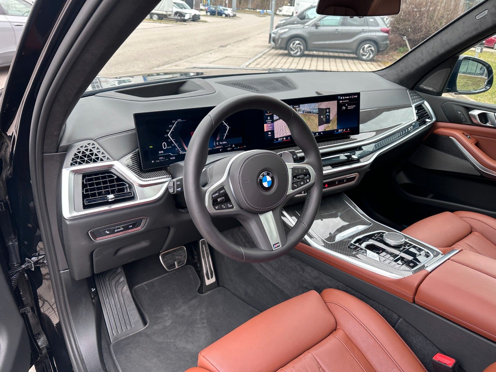Fahrzeugabbildung BMW X7 xDrive 40 d M Sport ACC,HUD,SKYL,H&K,LUFT,22"