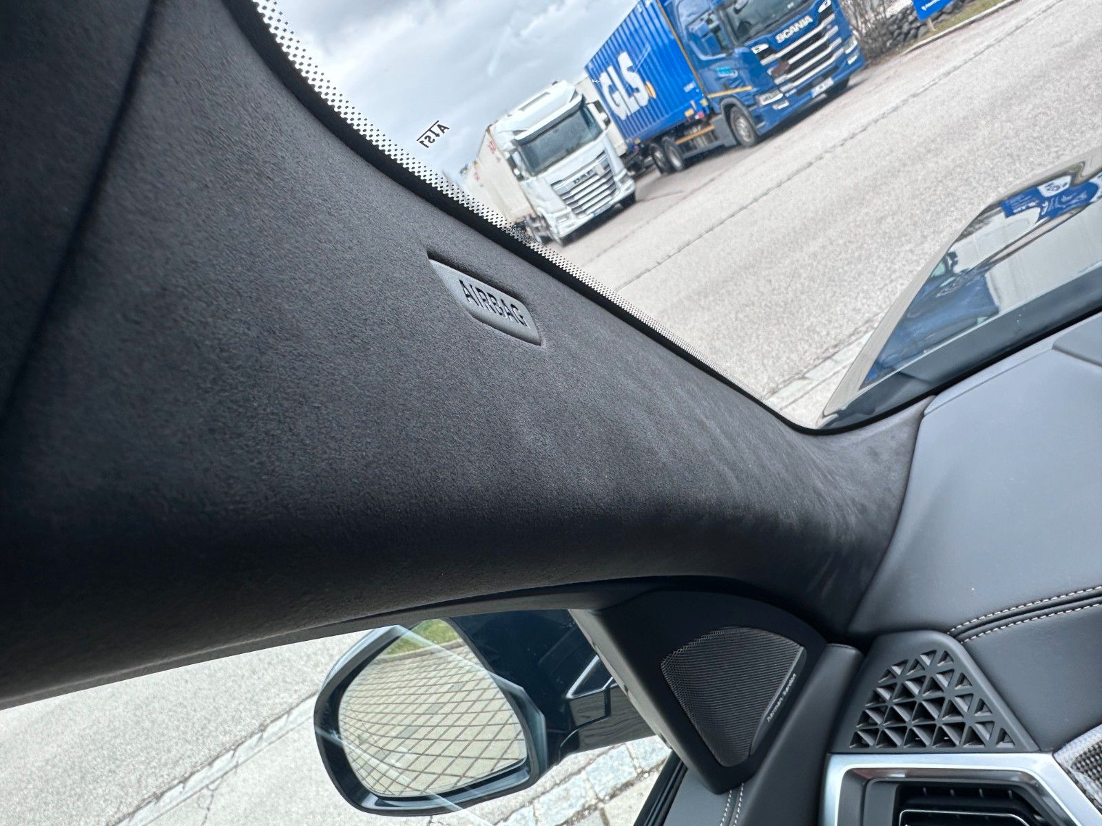 Fahrzeugabbildung BMW X7 xDrive 40 d M Sport ACC,HUD,SKYL,H&K,LUFT,22"