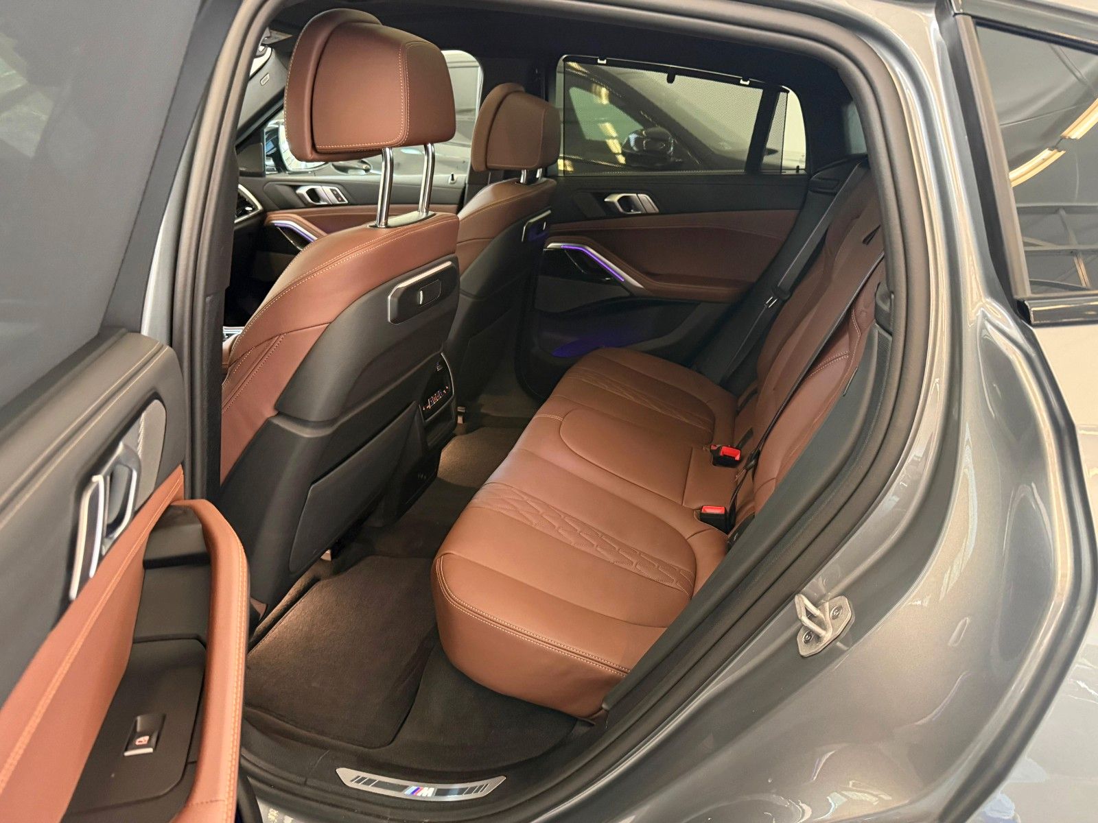 Fahrzeugabbildung BMW X6 30 d xDrive M Sport ACC,HUD,PANO,H&K,LUFT,AHK