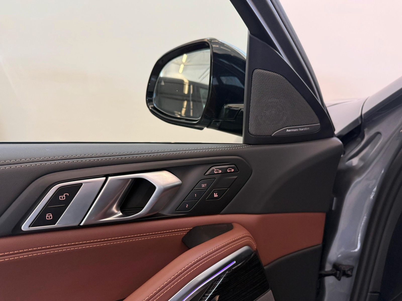 Fahrzeugabbildung BMW X6 30 d xDrive M Sport ACC,HUD,PANO,H&K,LUFT,AHK