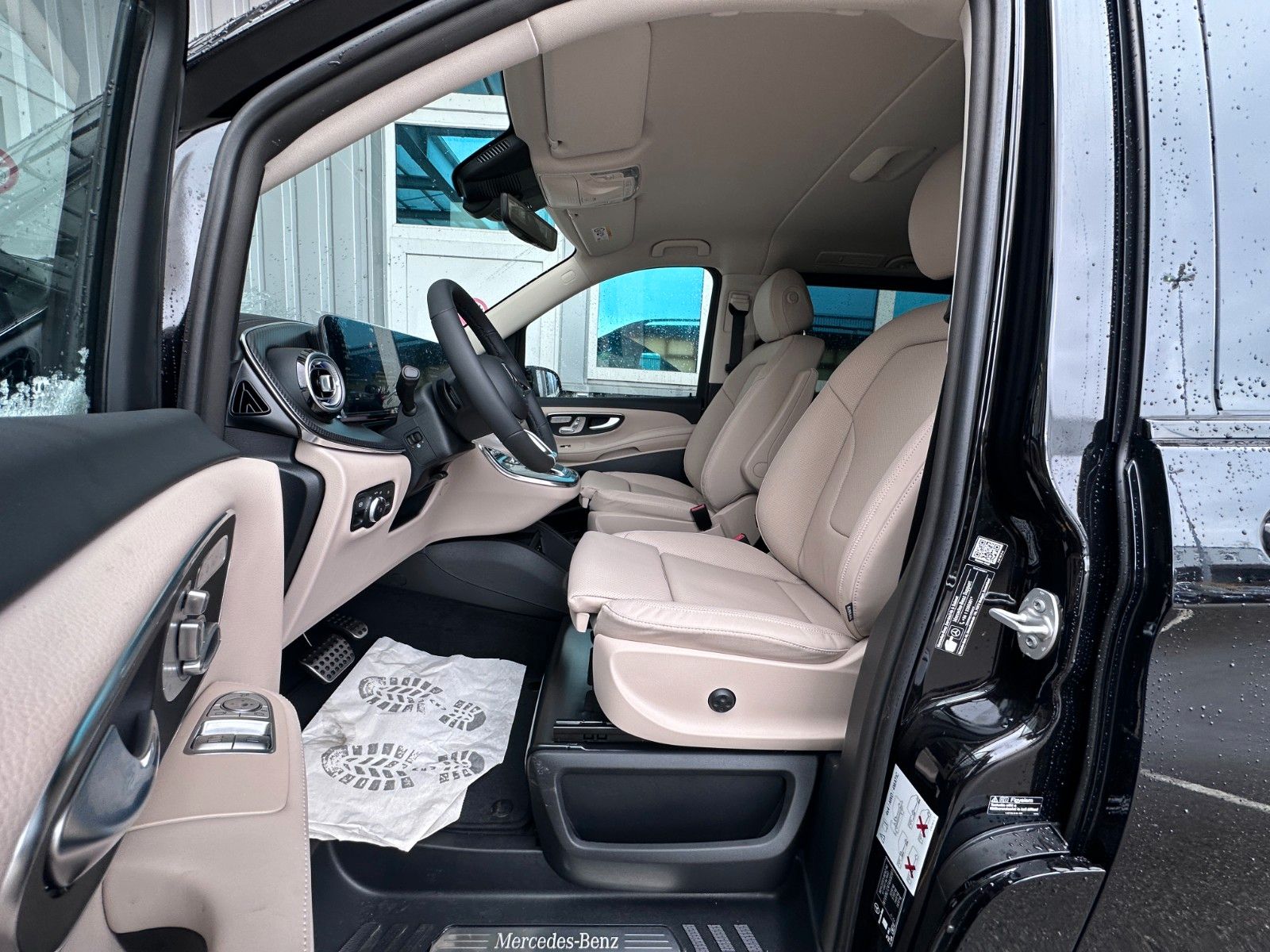 Fahrzeugabbildung Mercedes-Benz V 300 d 4M EXCLUSIVE ExtraL AMG Luxus-Sitz,LUFT
