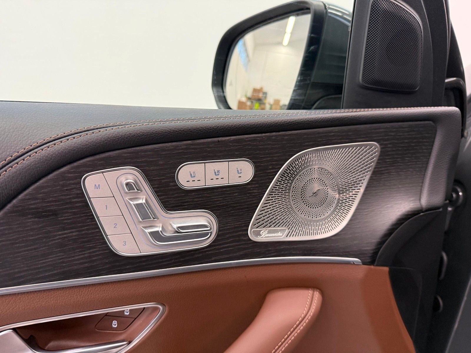 Fahrzeugabbildung Mercedes-Benz GLE 53 AMG 4Matic+ Coupe DISTR,HUD,PANO,BURM,AHK