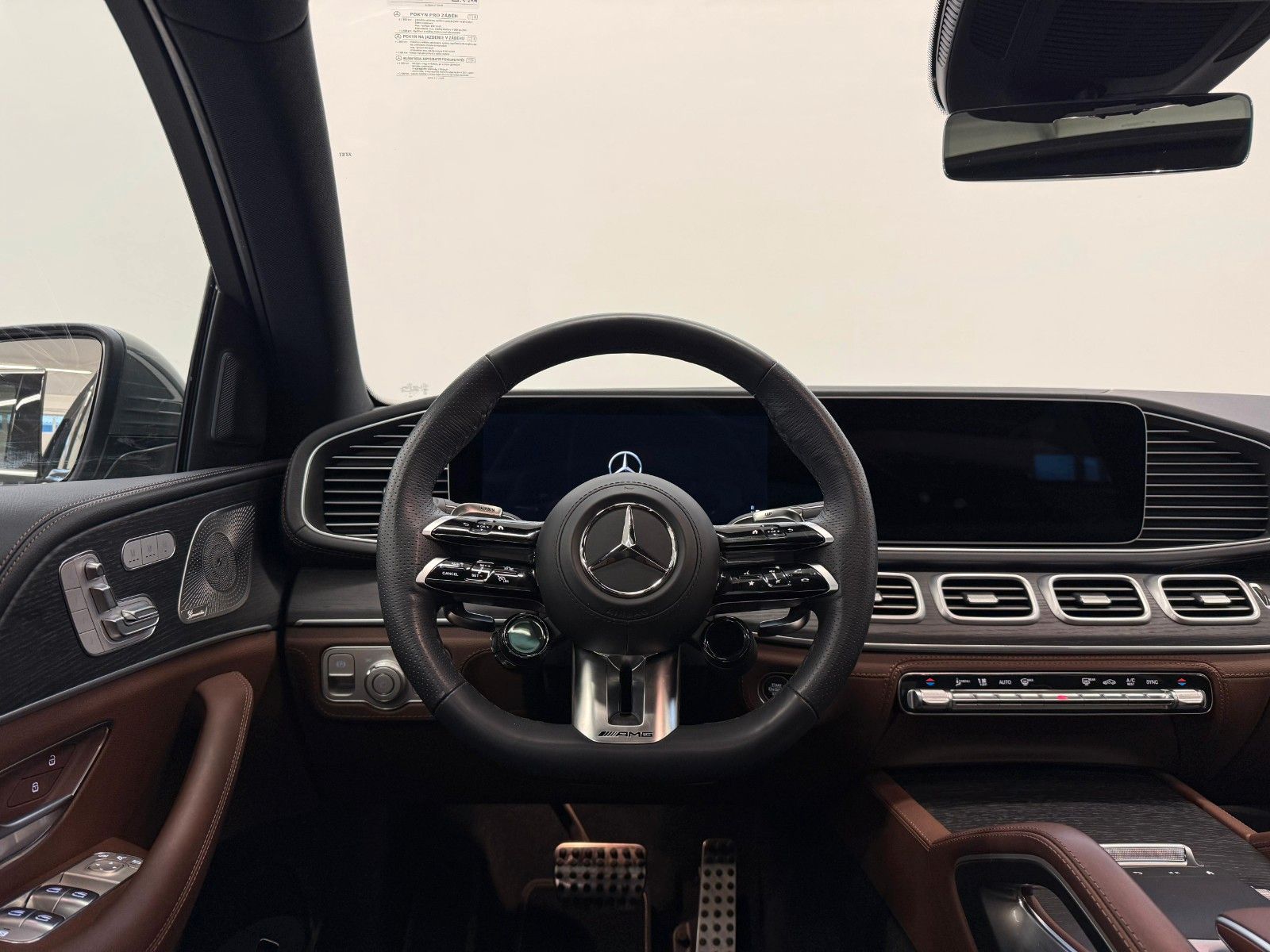 Fahrzeugabbildung Mercedes-Benz GLE 53 AMG 4Matic+ Coupe DISTR,HUD,PANO,BURM,AHK