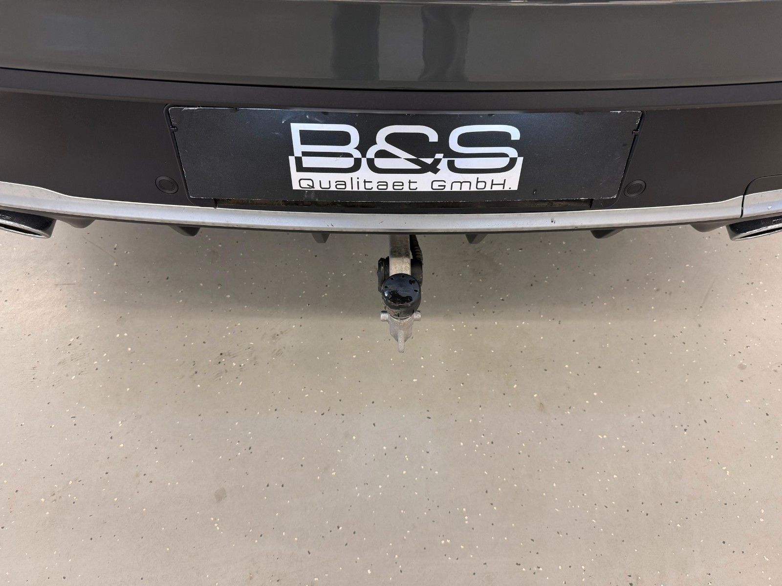 Fahrzeugabbildung Mercedes-Benz GLE 53 AMG 4Matic+ Coupe DISTR,HUD,PANO,BURM,AHK