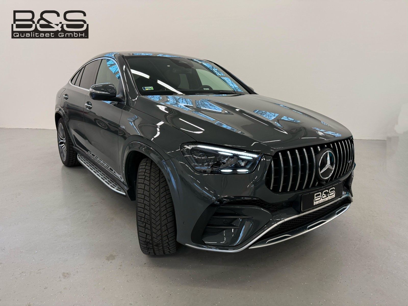 Fahrzeugabbildung Mercedes-Benz GLE 53 AMG 4Matic+ Coupe DISTR,HUD,PANO,BURM,AHK