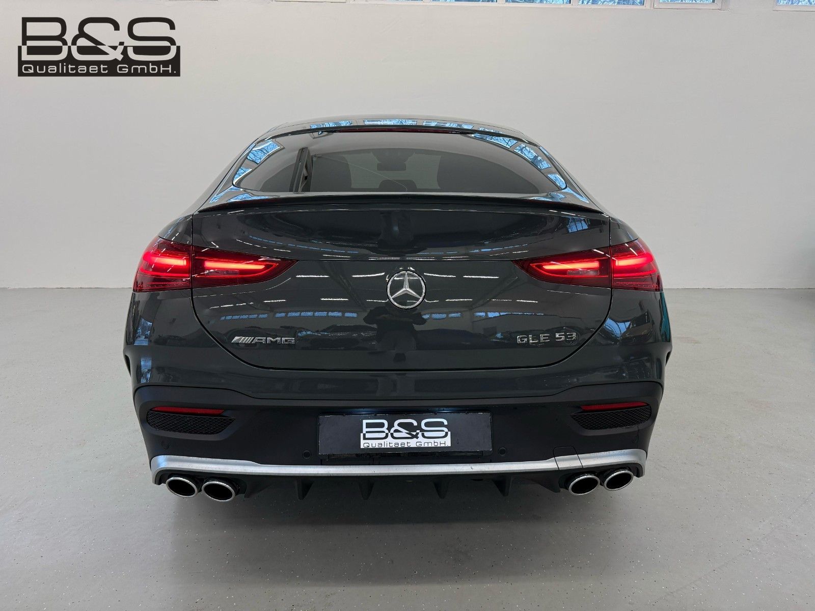 Fahrzeugabbildung Mercedes-Benz GLE 53 AMG 4Matic+ Coupe DISTR,HUD,PANO,BURM,AHK