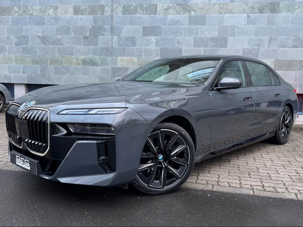 BMW 740 d xDrive M Sport Pro SKYL,B&W,ExecutiveL.