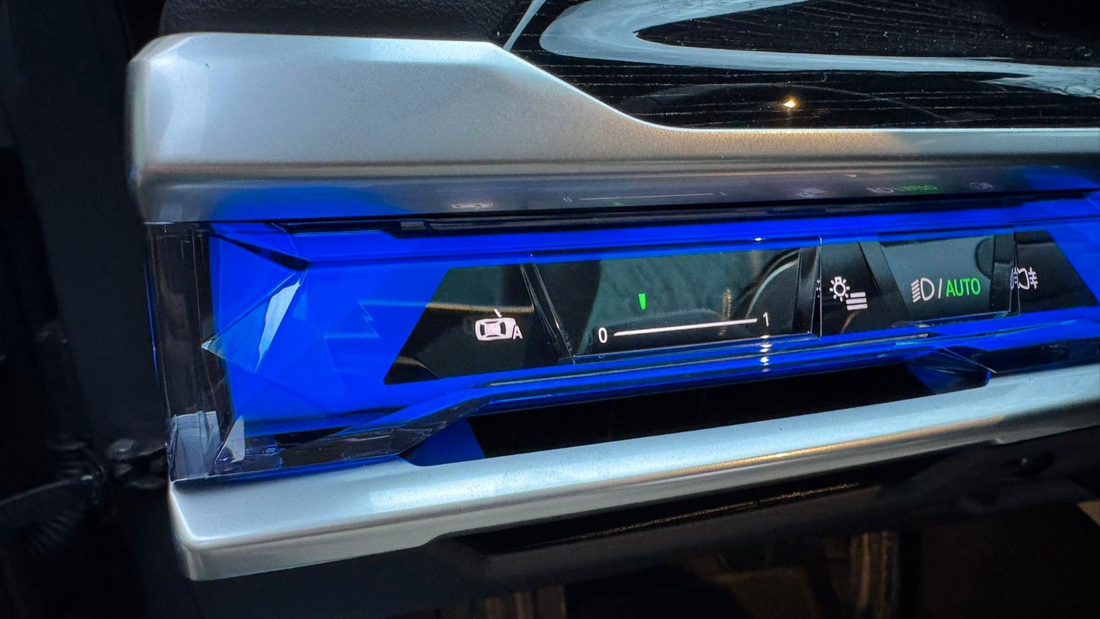 Fahrzeugabbildung BMW 740 d xDrive M Sport Pro SKYL,B&W,ExecutiveL.