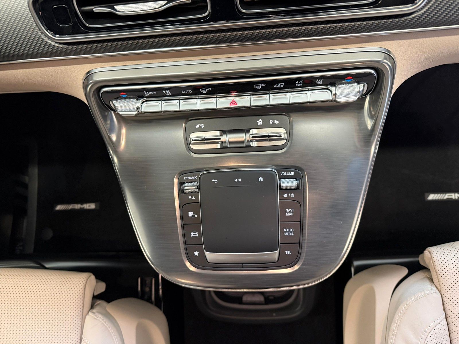 Fahrzeugabbildung Mercedes-Benz V 300 d 4M AMG EXCLUSIVE ExtraL.,Luxussitz,DIST.