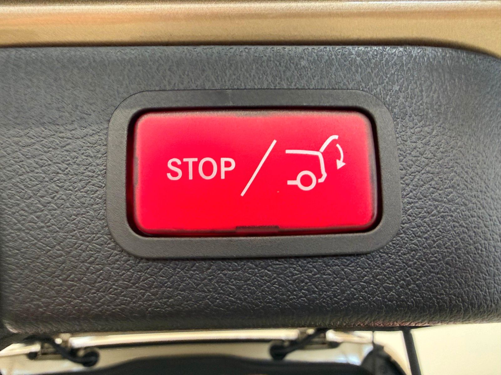 Fahrzeugabbildung Mercedes-Benz V 300 d 4M AMG EXCLUSIVE ExtraL.,Luxussitz,DIST.