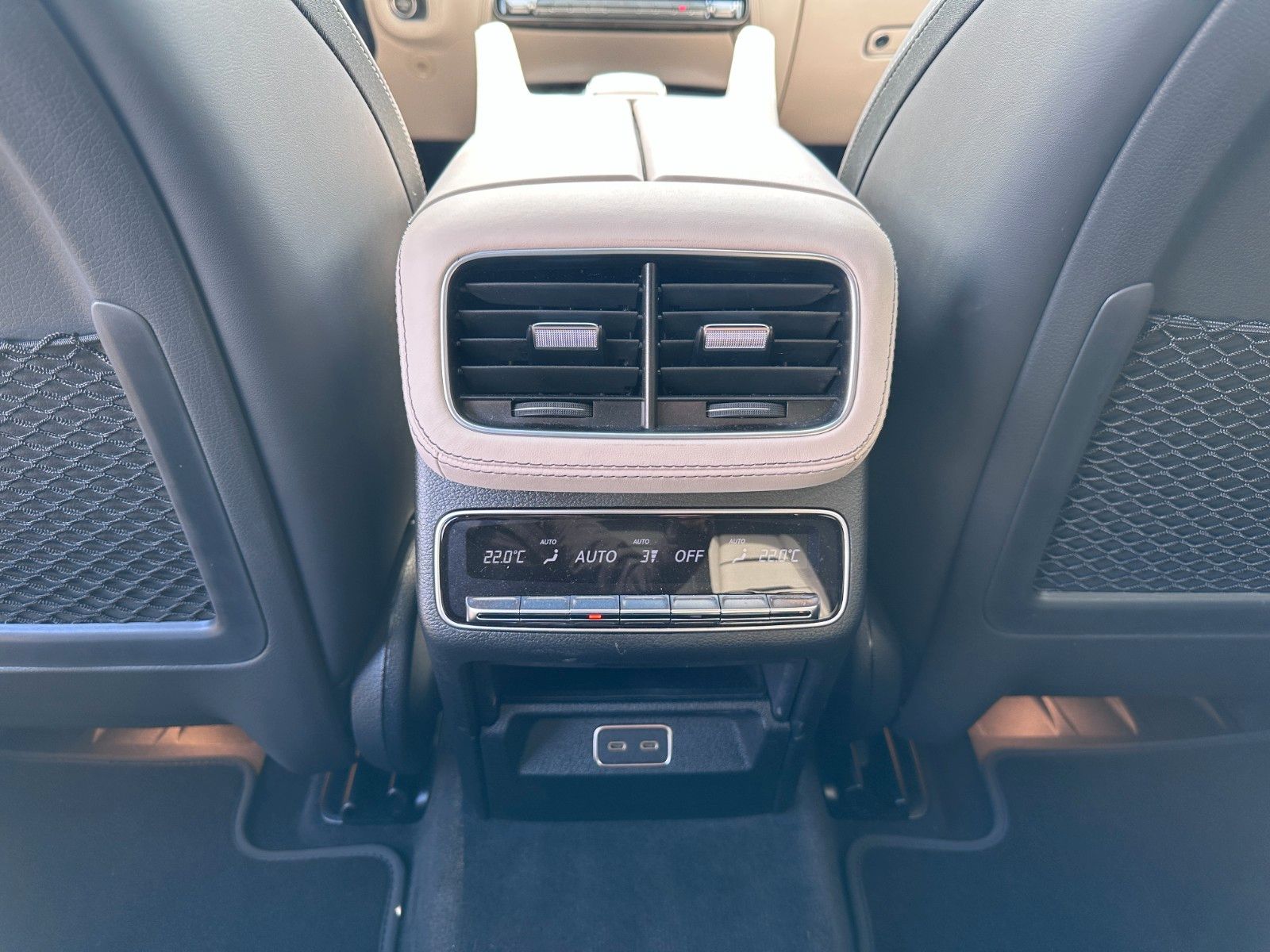 Fahrzeugabbildung Mercedes-Benz GLE 53 e AMG 4M Coupe DISTR,HUD,PANO,BURM,22"