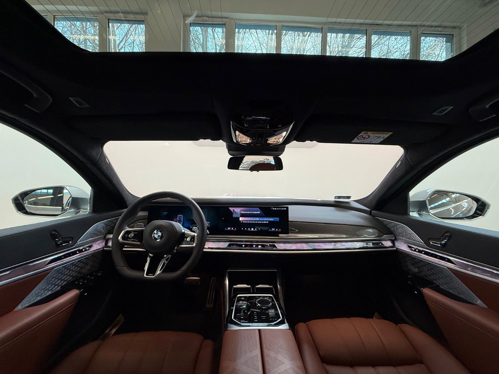 Fahrzeugabbildung BMW 740 d xDrive M Sport FondEnt,Aut.Tür,Sky,B&W,Exe