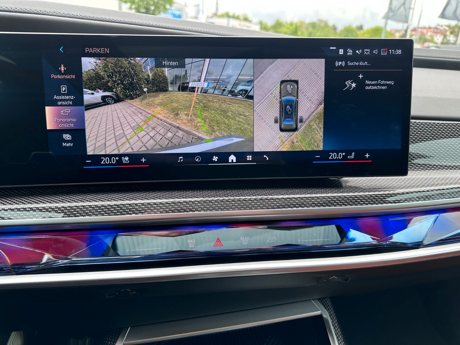 Fahrzeugabbildung BMW 740 d xDrive M Sport FondEnt,Aut.Tür,Sky,B&W,Exe