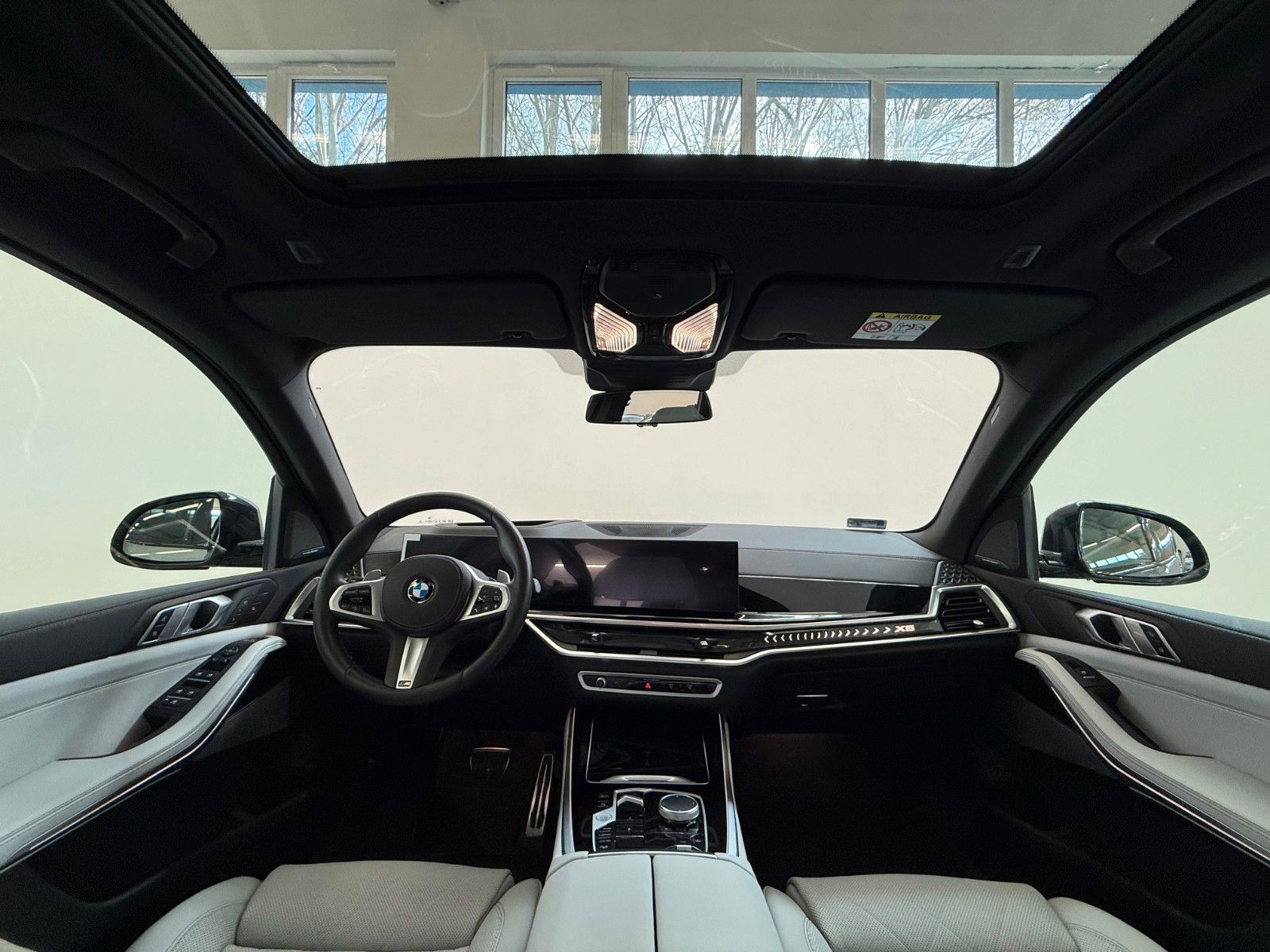 Fahrzeugabbildung BMW X5 40 d xDrive M Sport ACC,HUD,PANO,HARMAN,LUFT