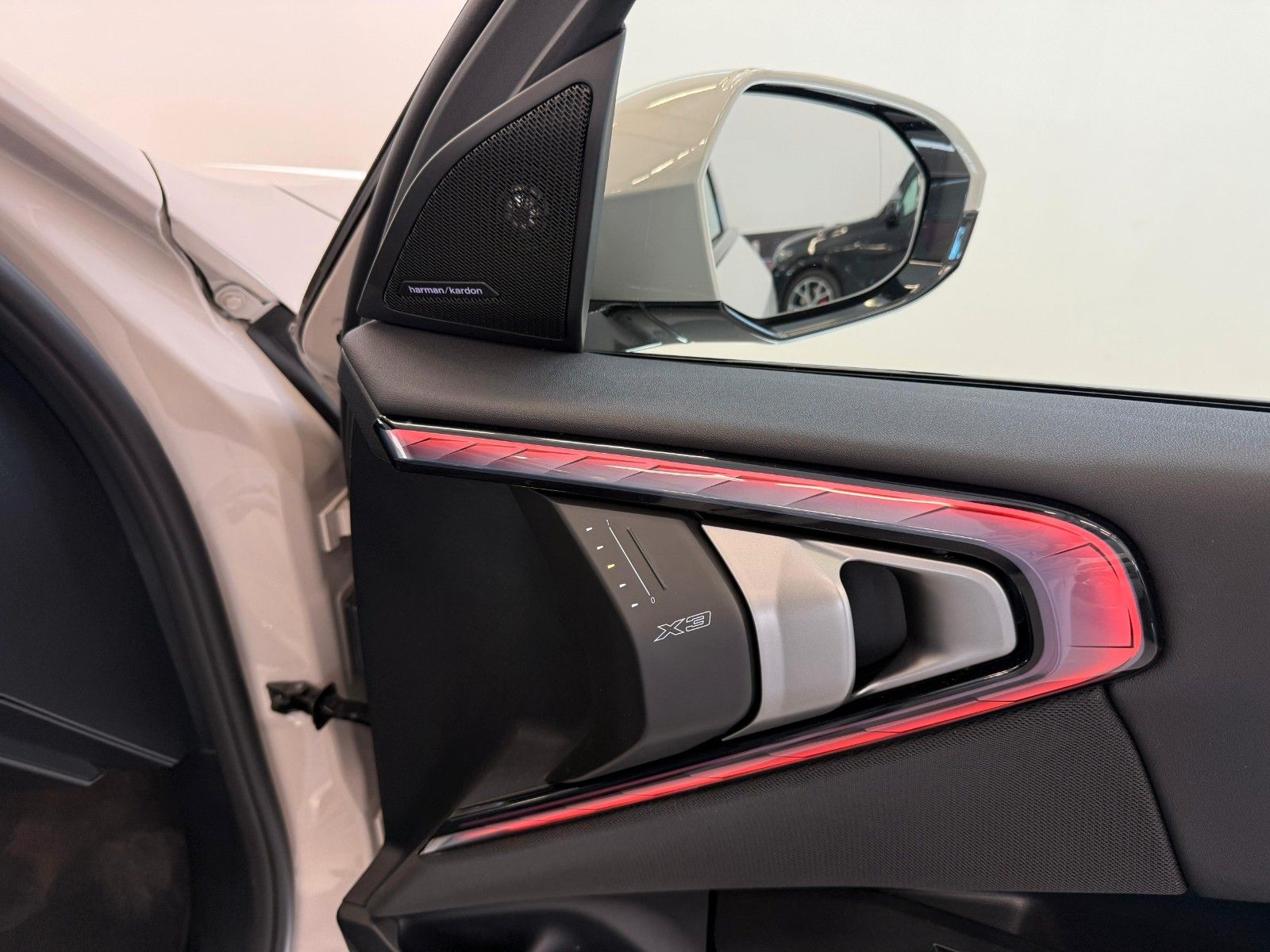 Fahrzeugabbildung BMW X3 40 d xDrive M Sport ACC,HUD,PANO,HARMAN,AHK..