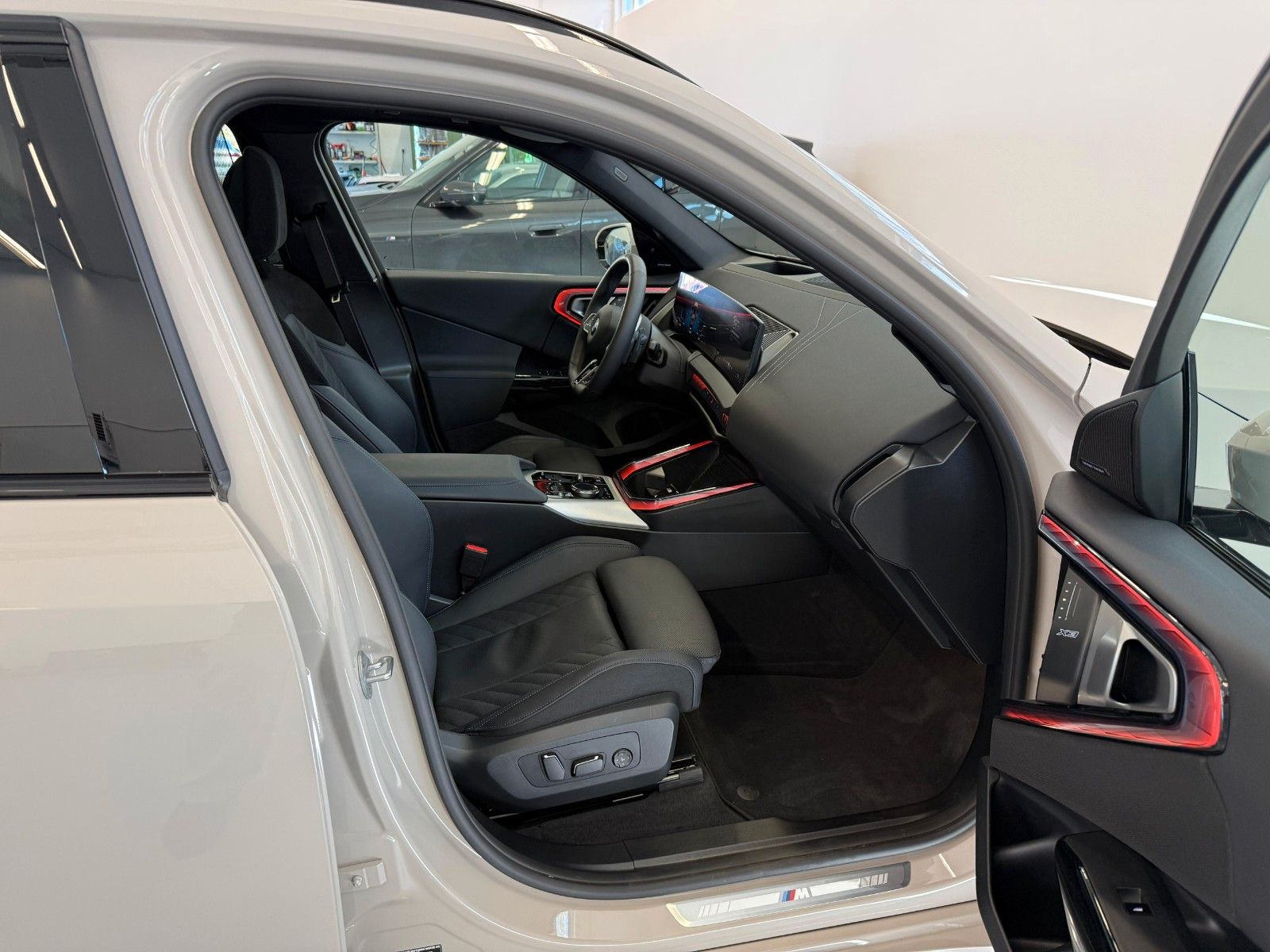 Fahrzeugabbildung BMW X3 40 d xDrive M Sport ACC,HUD,PANO,HARMAN,AHK..