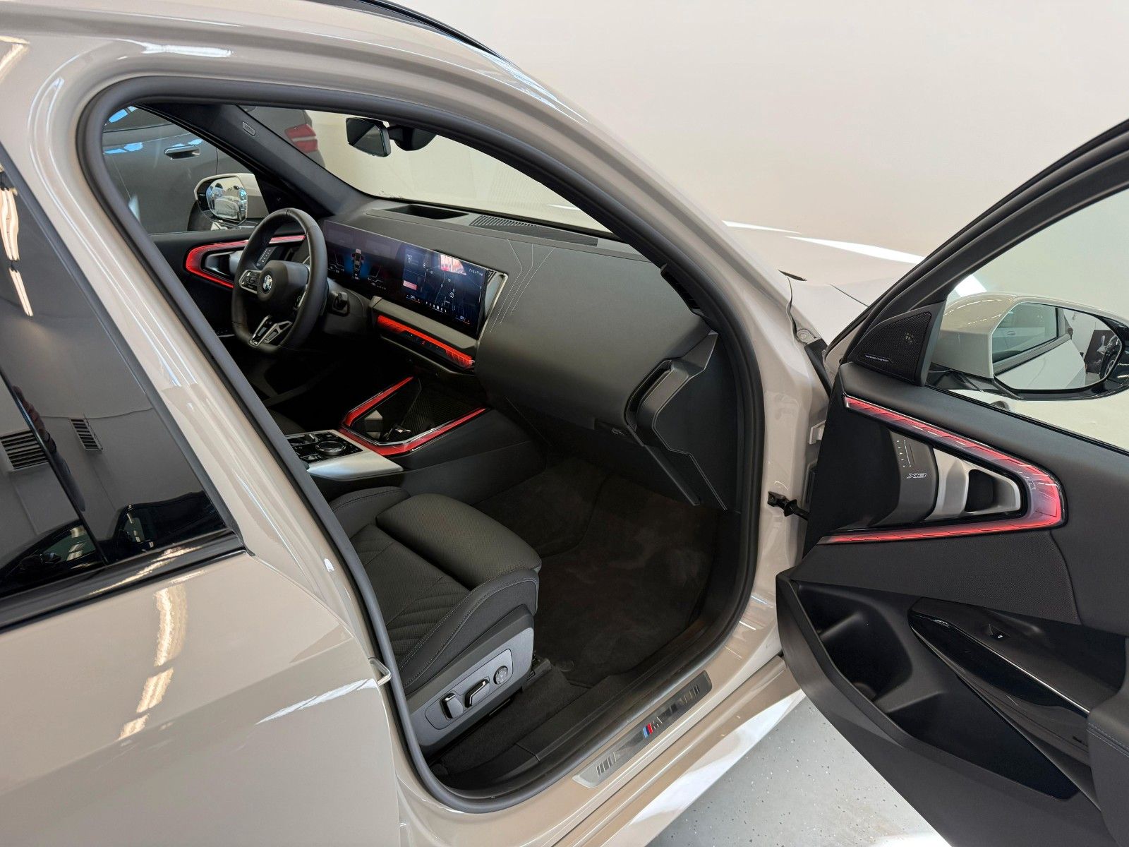 Fahrzeugabbildung BMW X3 40 d xDrive M Sport ACC,HUD,PANO,HARMAN,AHK..