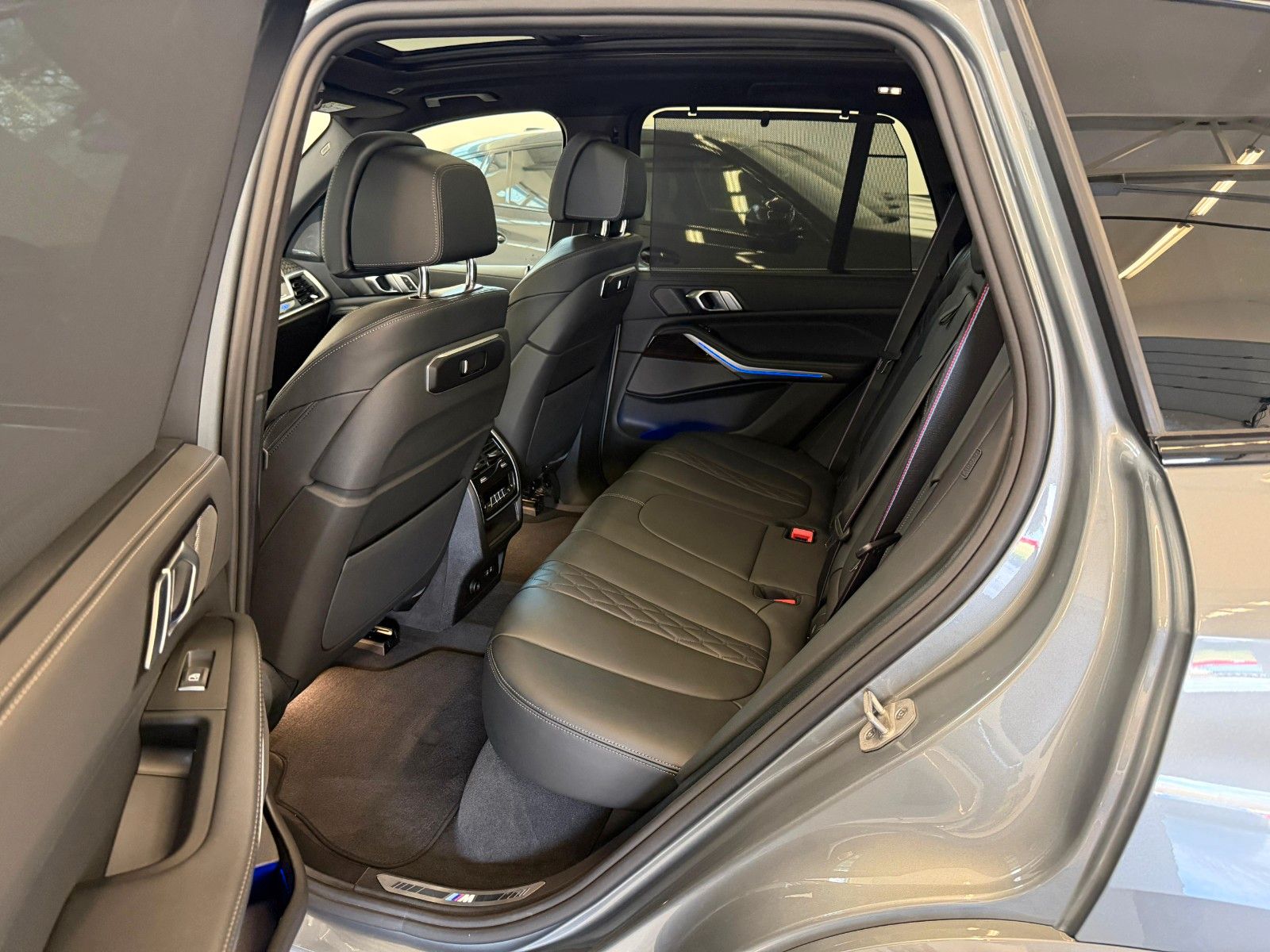 Fahrzeugabbildung BMW X5 40 d xDrive M Sport ACC,HUD,PANO,HARMAN,LUFT.