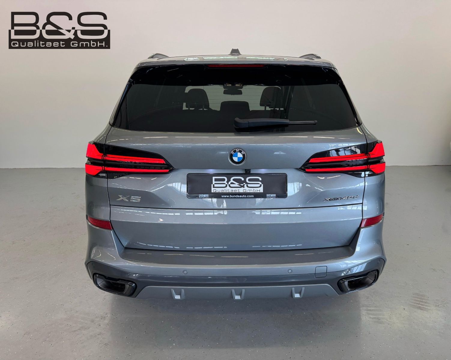 Fahrzeugabbildung BMW X5 40 d xDrive M Sport ACC,HUD,PANO,HARMAN,LUFT.