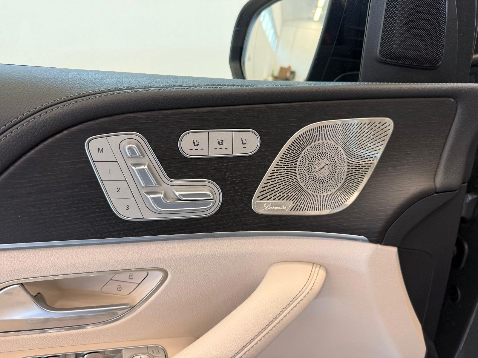 Fahrzeugabbildung Mercedes-Benz GLE 450 d 4M Coupe AMG DISTR,HUD,PANO,BURM,LUFT