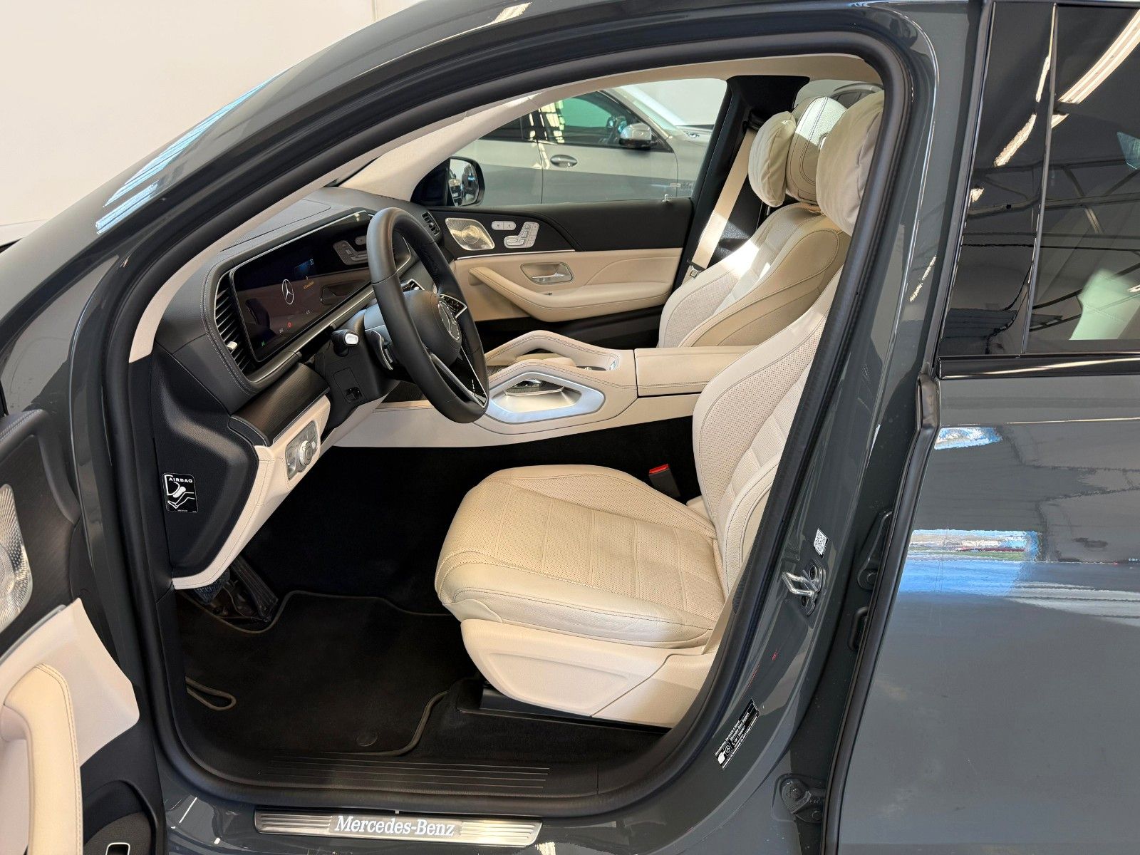 Fahrzeugabbildung Mercedes-Benz GLE 450 d 4M Coupe AMG DISTR,HUD,PANO,BURM,LUFT