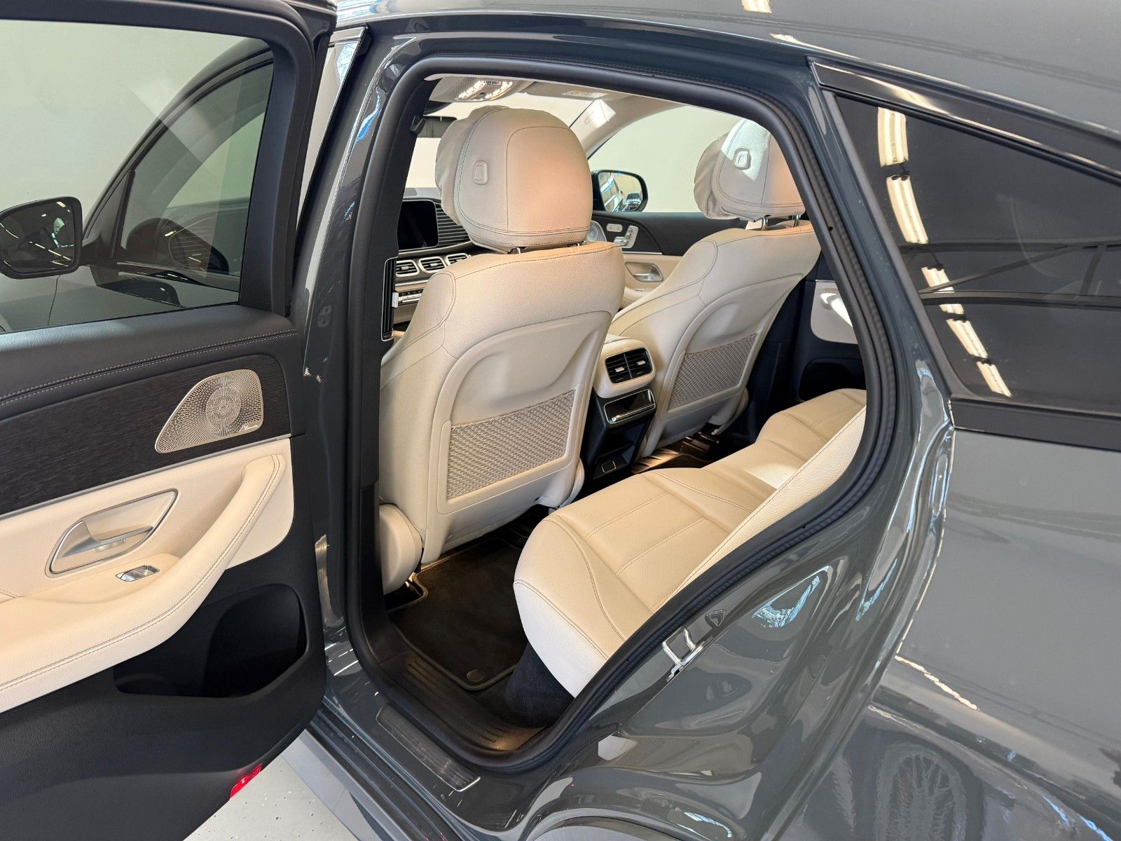 Fahrzeugabbildung Mercedes-Benz GLE 450 d 4M Coupe AMG DISTR,HUD,PANO,BURM,LUFT