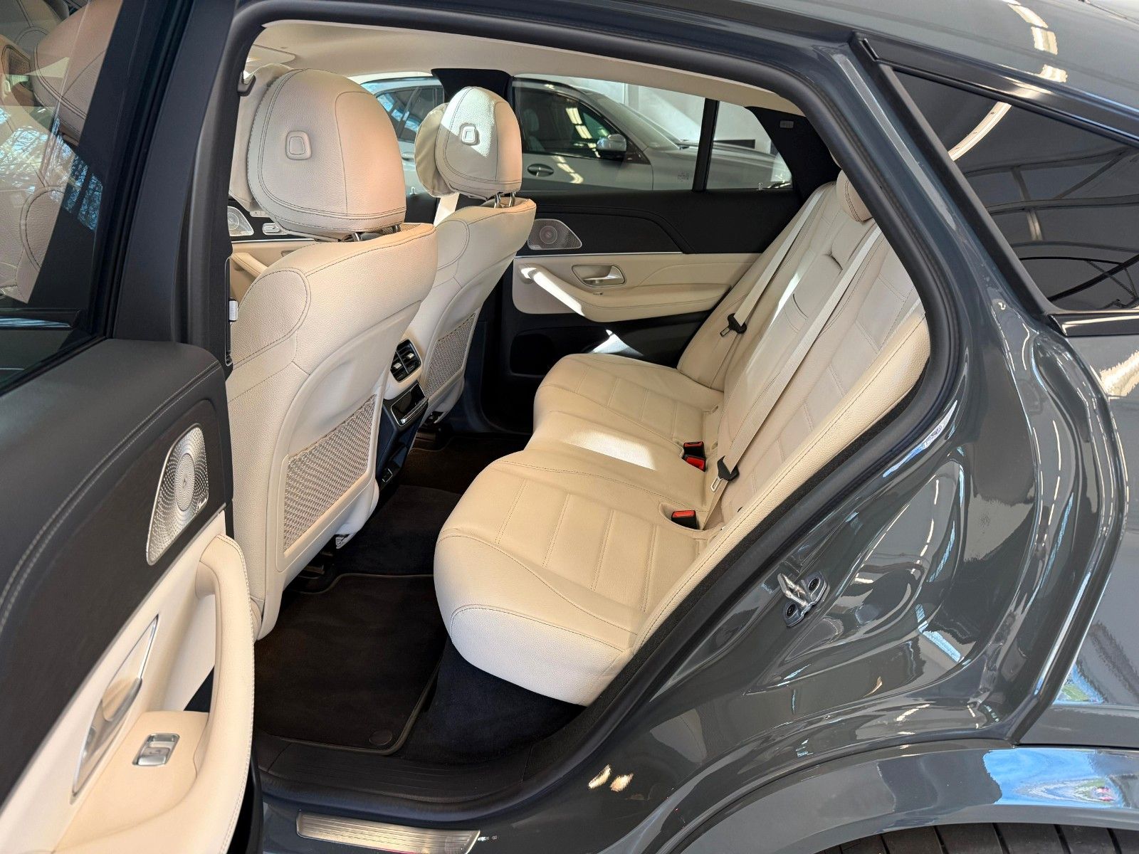 Fahrzeugabbildung Mercedes-Benz GLE 450 d 4M Coupe AMG DISTR,HUD,PANO,BURM,LUFT