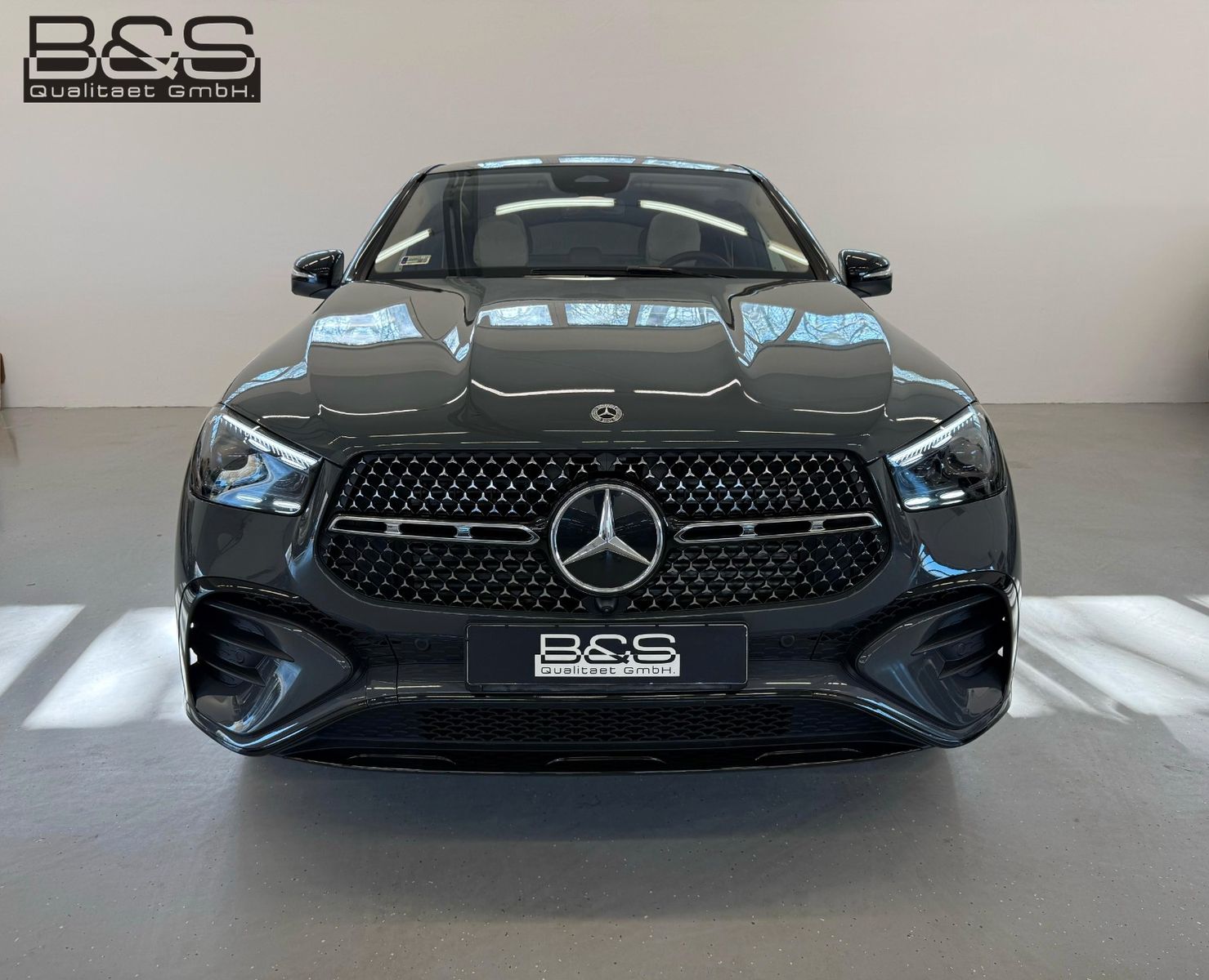Fahrzeugabbildung Mercedes-Benz GLE 450 d 4M Coupe AMG DISTR,HUD,PANO,BURM,LUFT