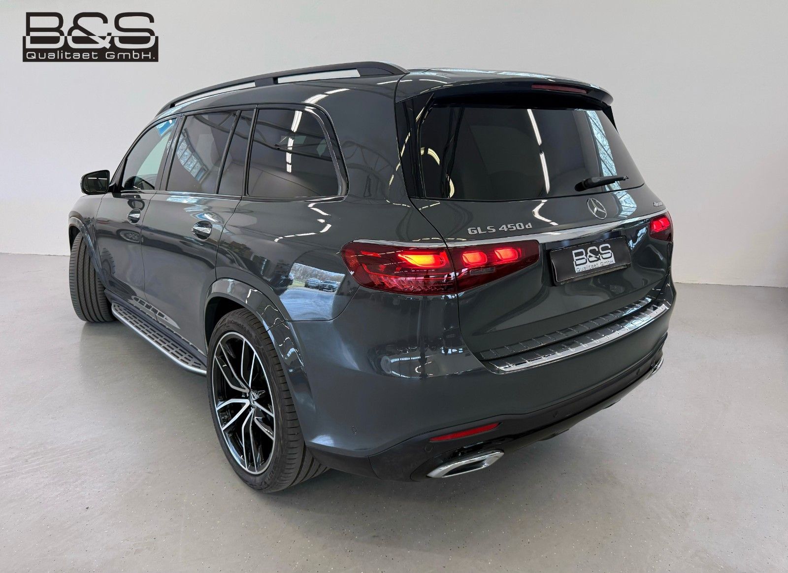 Fahrzeugabbildung Mercedes-Benz GLS 450 d 4Matic AMG DISTR,PANO,HUD,BURM,LUFT