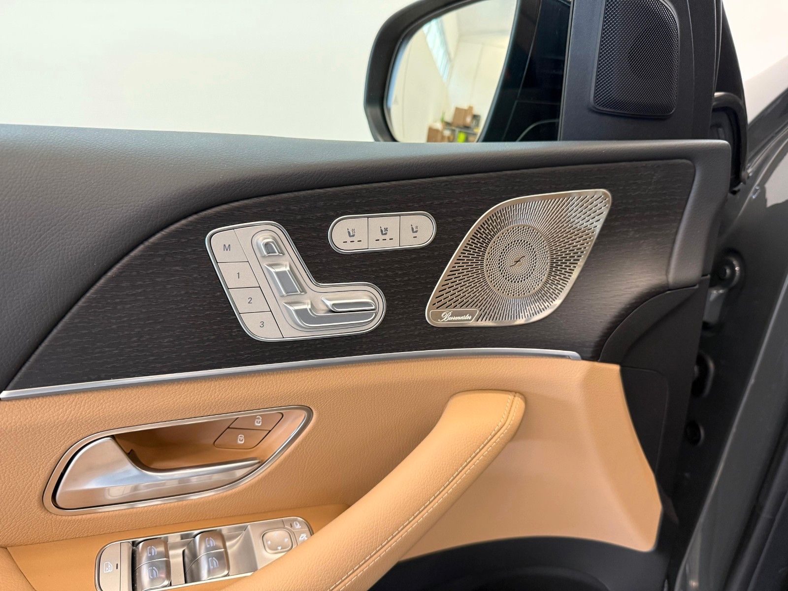 Fahrzeugabbildung Mercedes-Benz GLS 450 d 4Matic AMG DISTR,HUD,BURM,PANO,LUFT