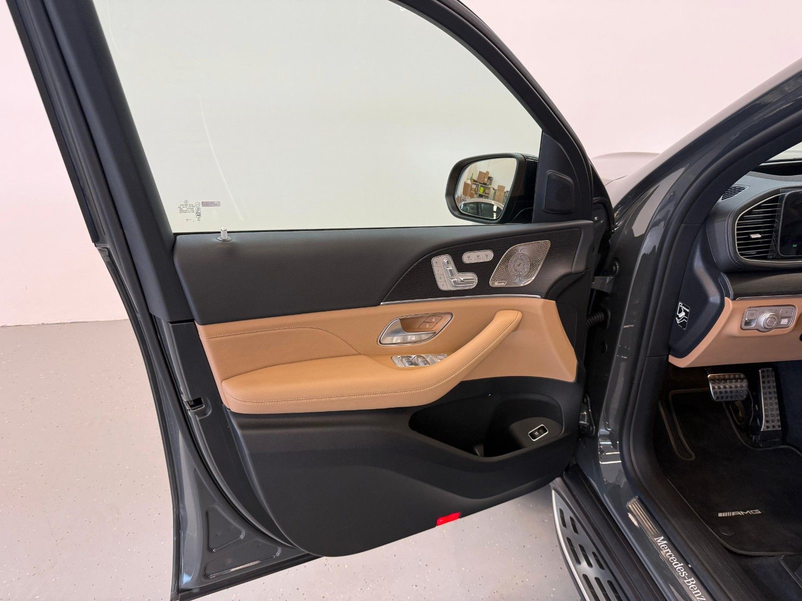 Fahrzeugabbildung Mercedes-Benz GLS 450 d 4Matic AMG DISTR,HUD,BURM,PANO,LUFT