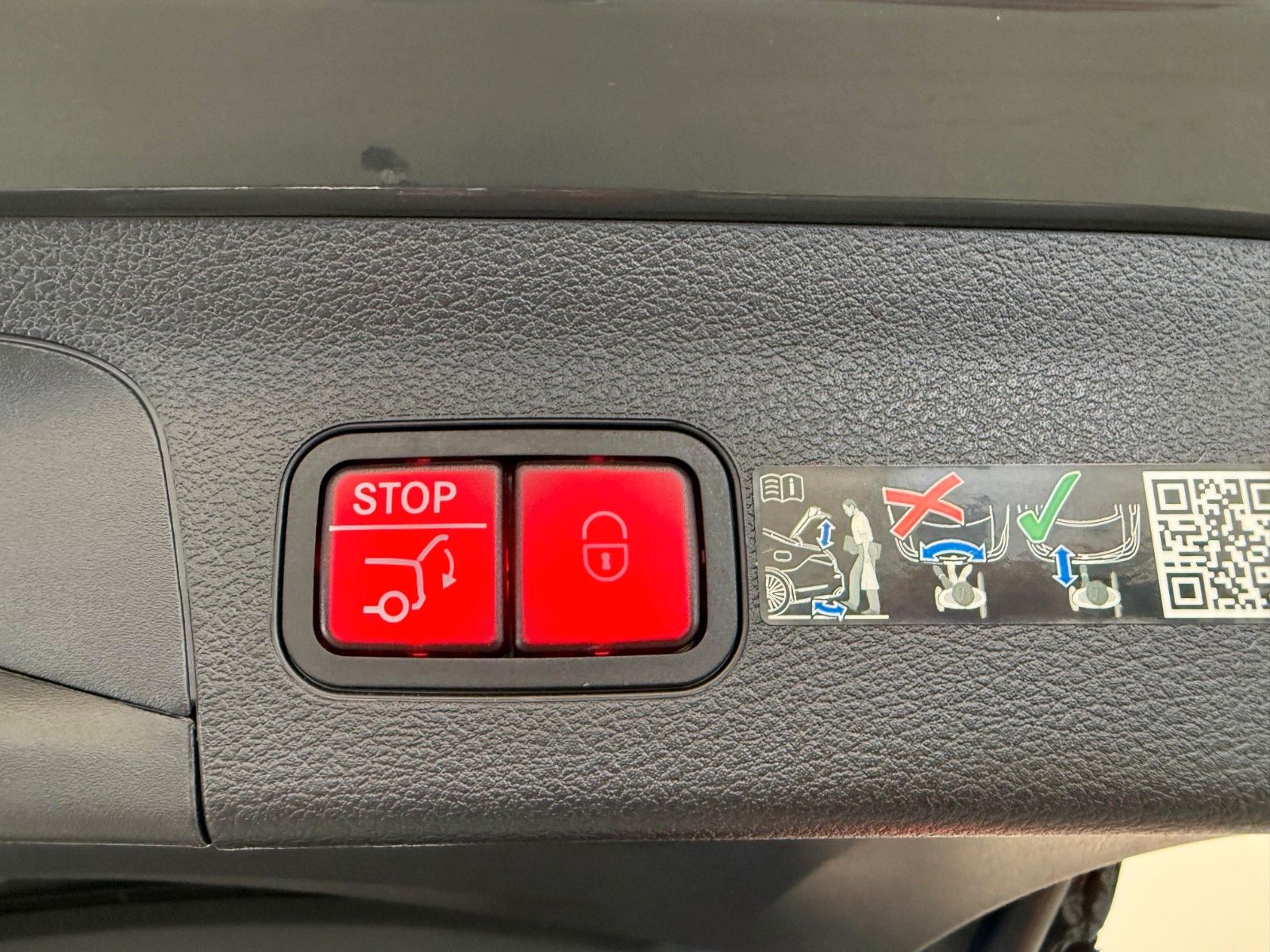 Fahrzeugabbildung Mercedes-Benz GLS 450 d 4Matic AMG DISTR,HUD,BURM,PANO,LUFT