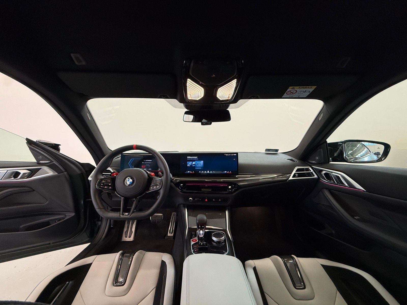 Fahrzeugabbildung BMW M4 Cp M xDrive Individual,Race Track,KERAMIK