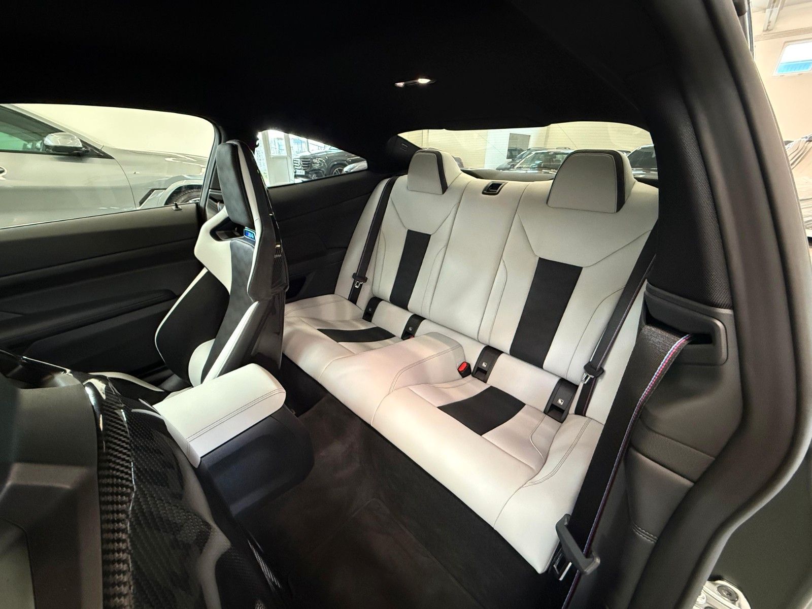 Fahrzeugabbildung BMW M4 Cp M xDrive Individual,Race Track,KERAMIK