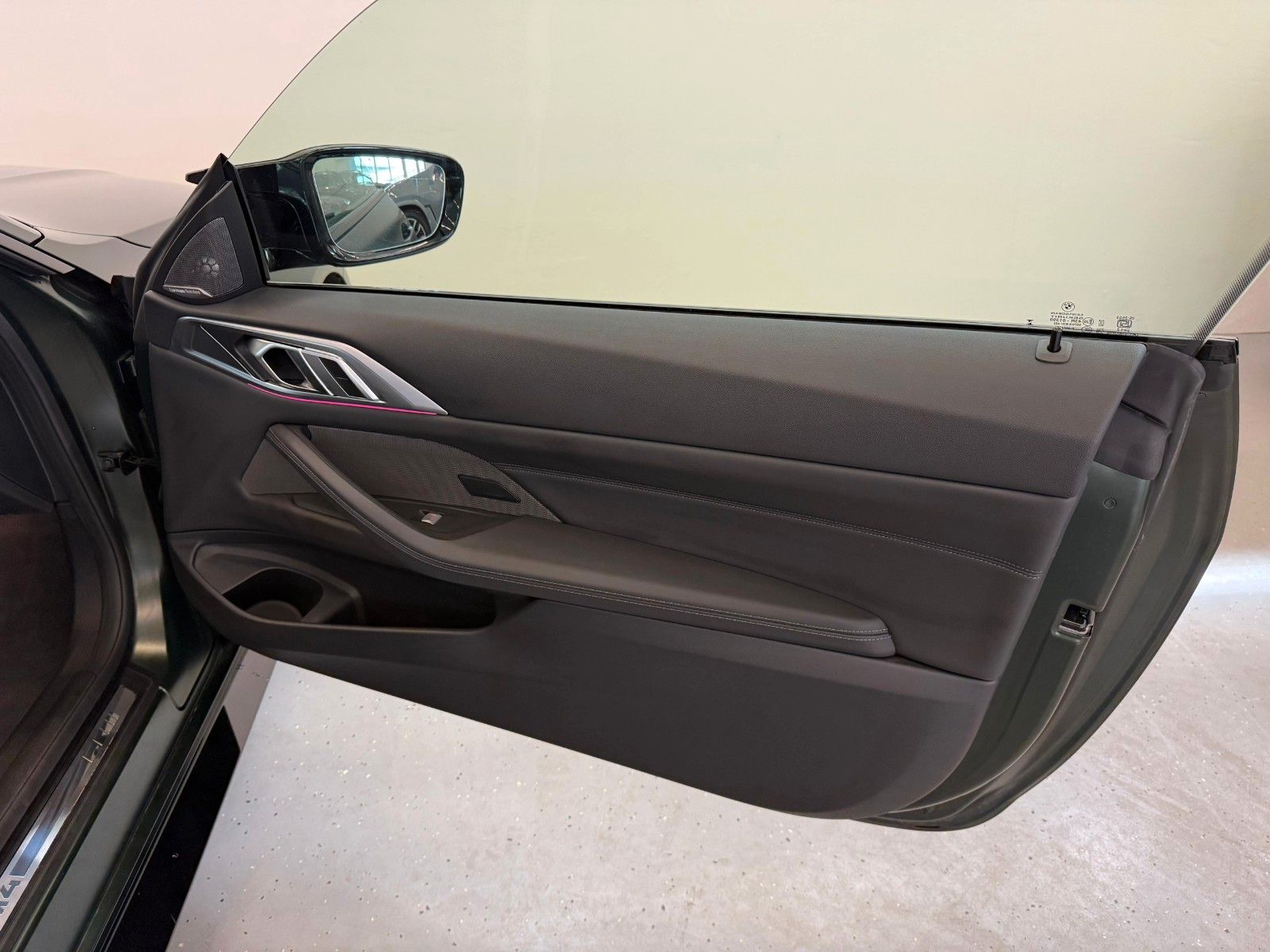 Fahrzeugabbildung BMW M4 Cp M xDrive Individual,Race Track,KERAMIK