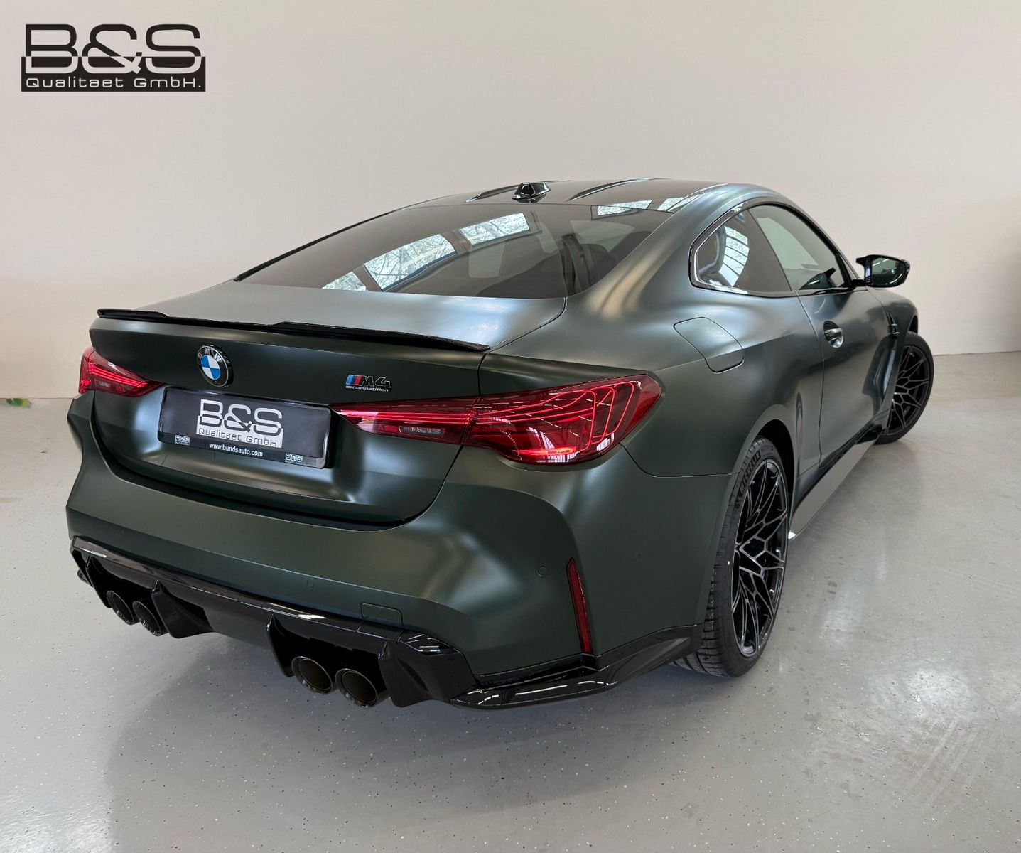 Fahrzeugabbildung BMW M4 Cp M xDrive Individual,Race Track,KERAMIK