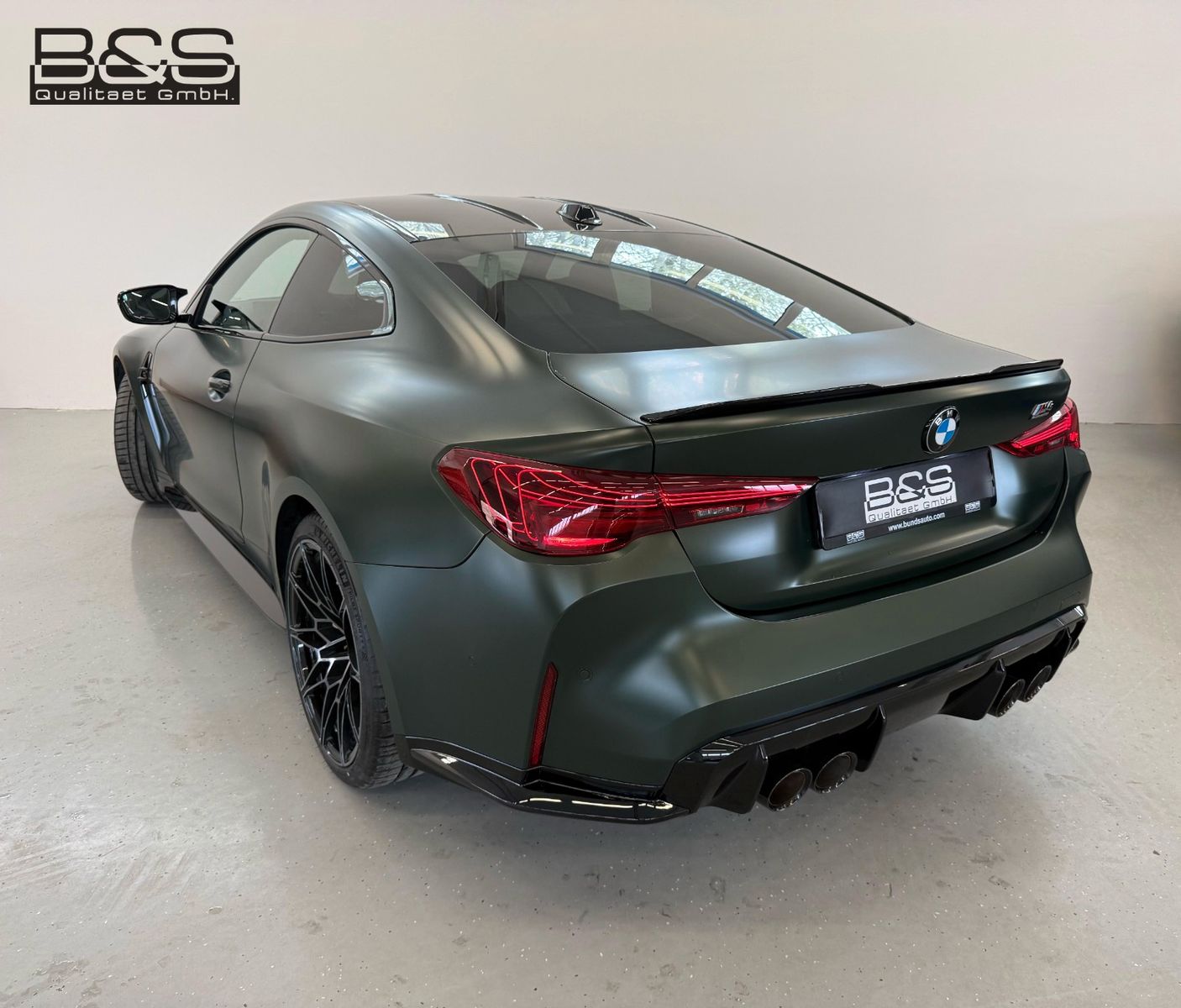 Fahrzeugabbildung BMW M4 Cp M xDrive Individual,Race Track,KERAMIK