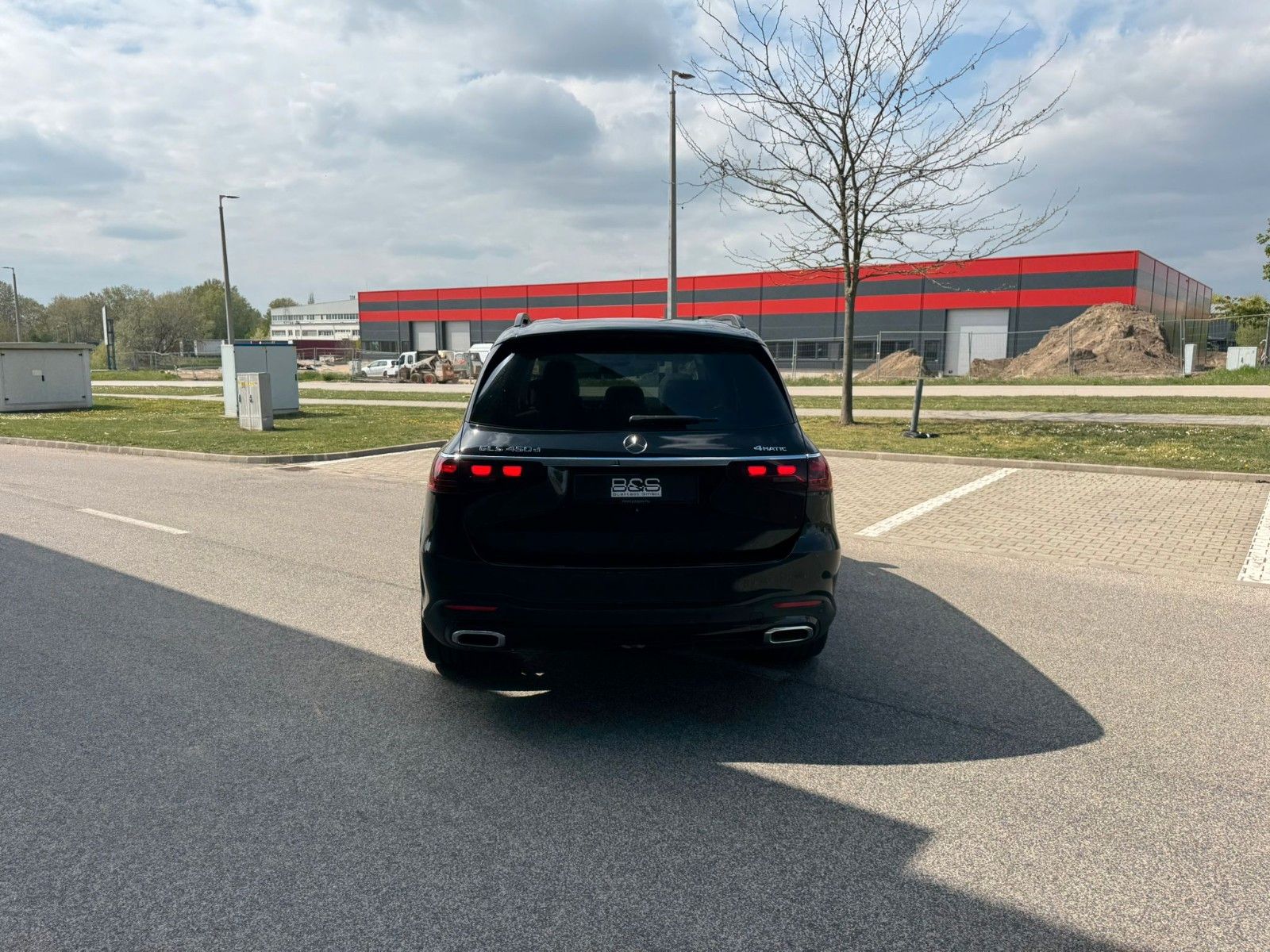 Fahrzeugabbildung Mercedes-Benz GLS 450 d 4Matic DISTR,HUD,PANO,BURM,LUFT,AHK