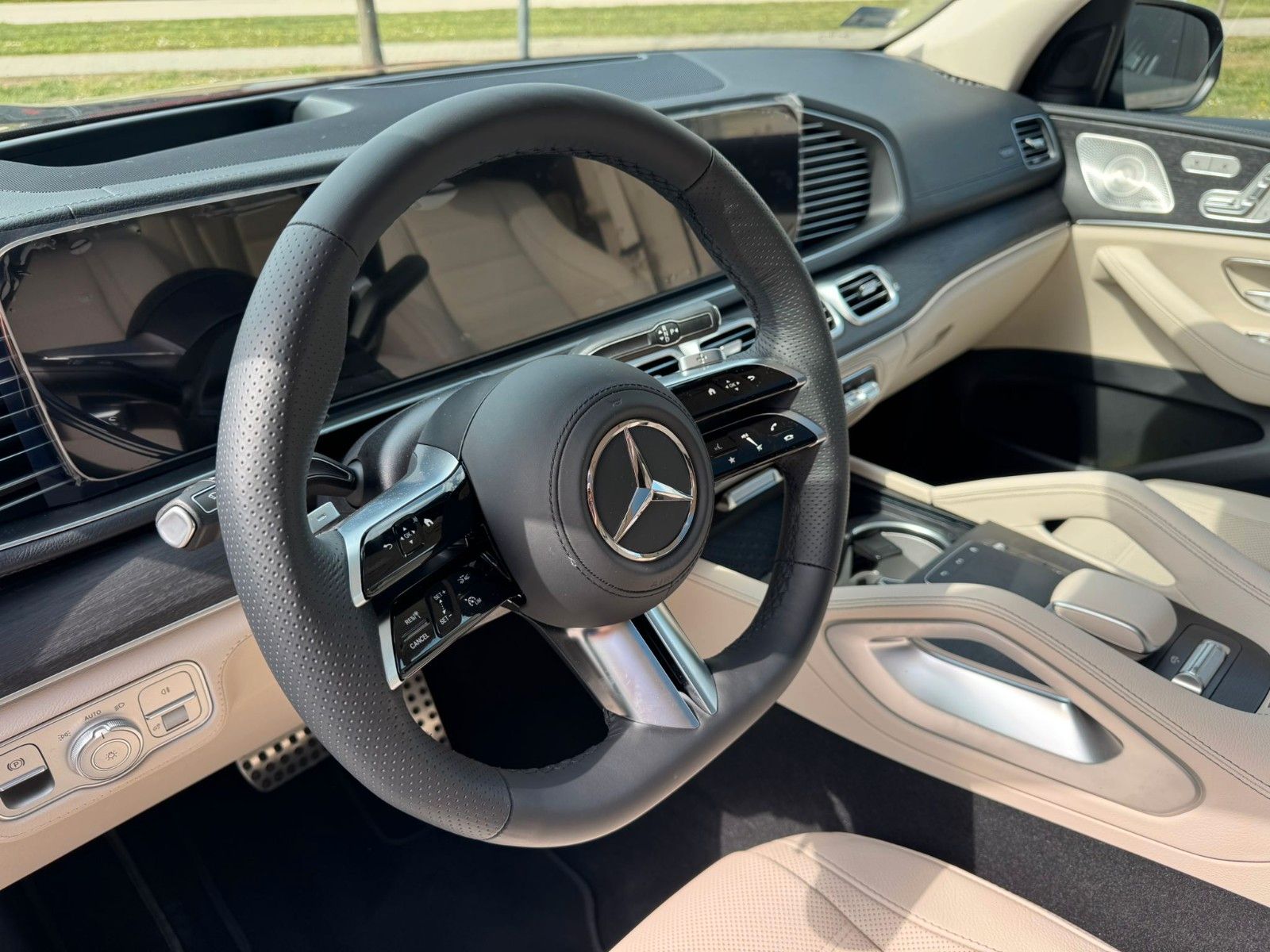 Fahrzeugabbildung Mercedes-Benz GLS 450 d 4Matic DISTR,HUD,PANO,BURM,LUFT,AHK